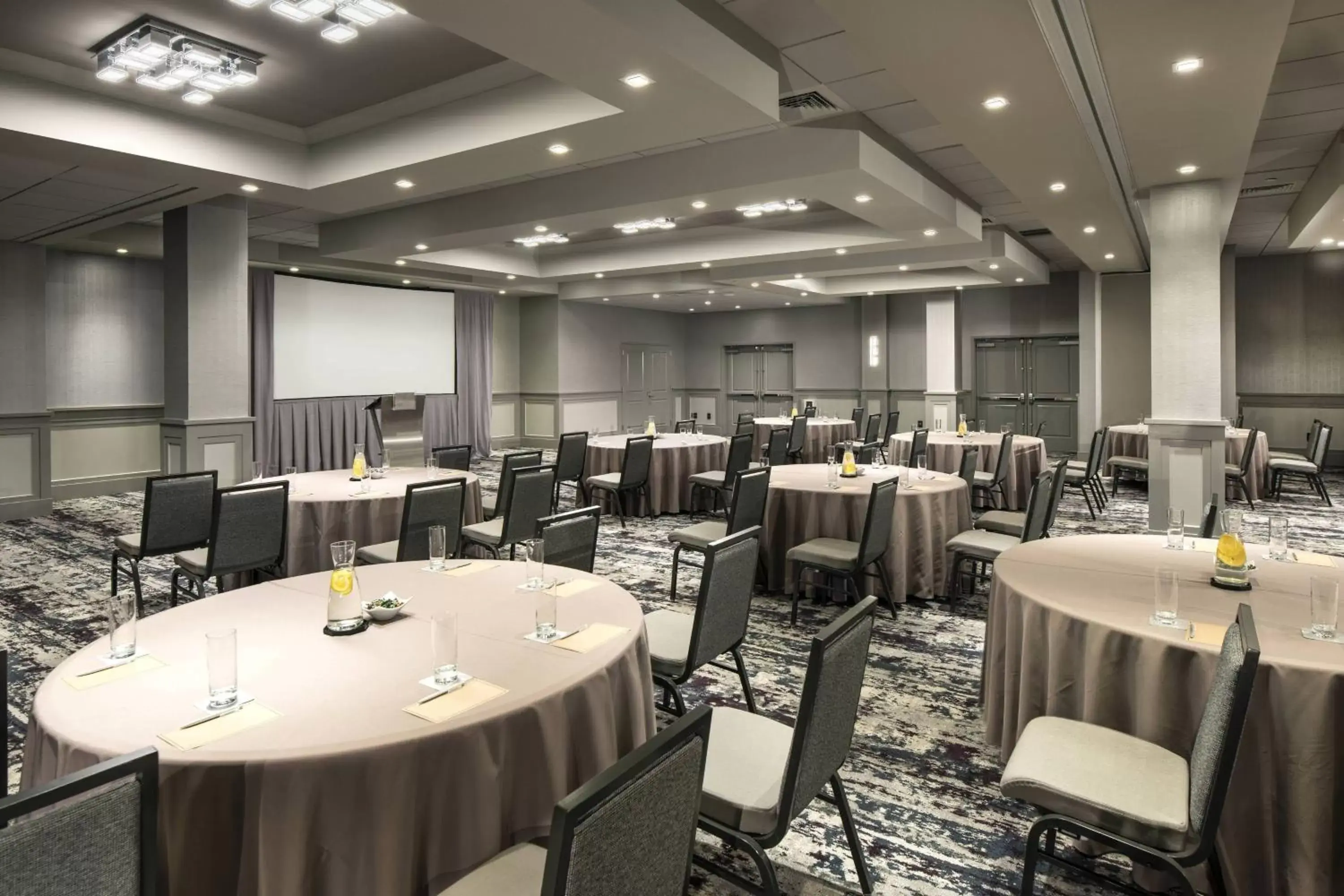 Meeting/conference room in Renaissance Boston Patriot Place Hotel