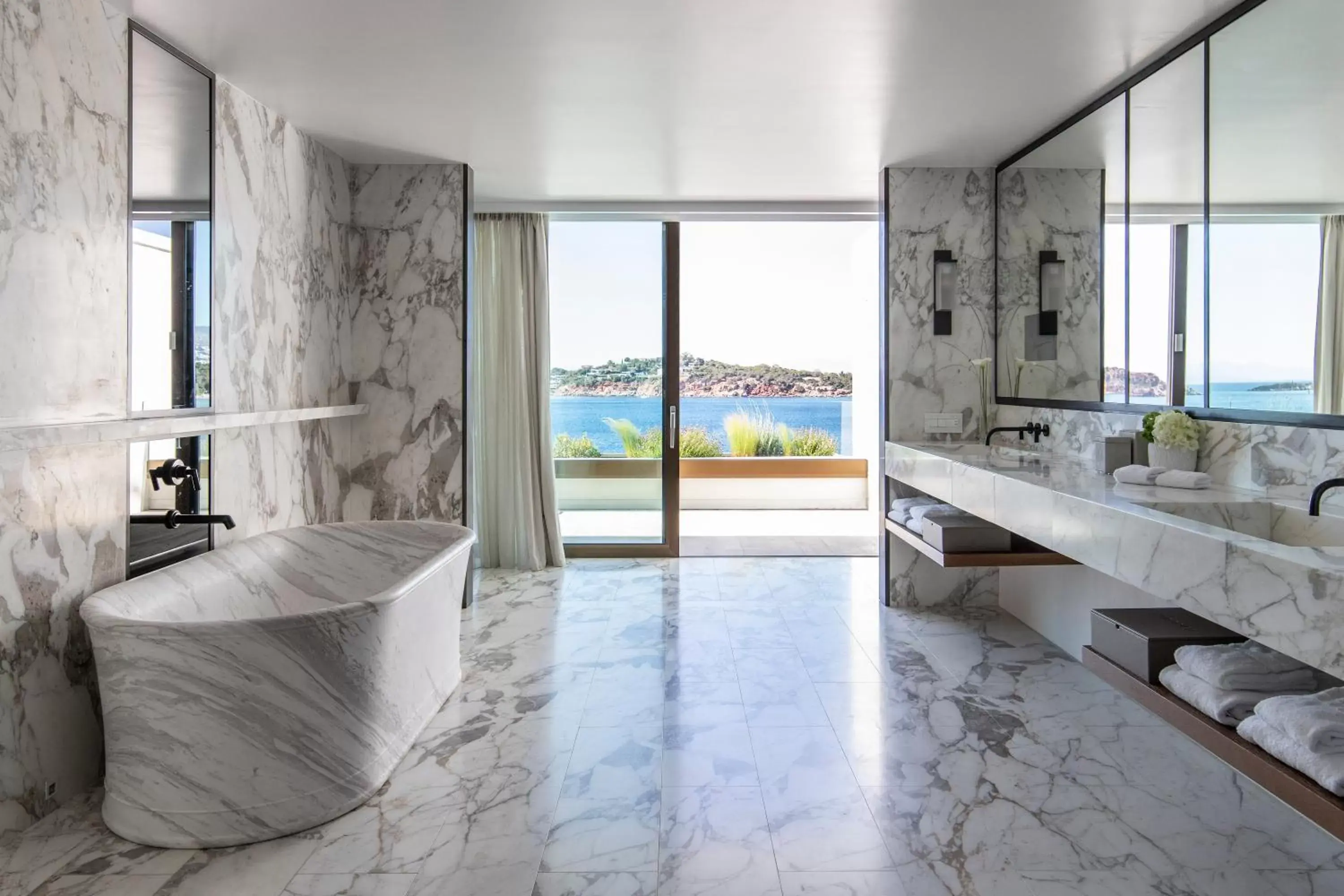 Bathroom in Four Seasons Astir Palace Hotel Athens