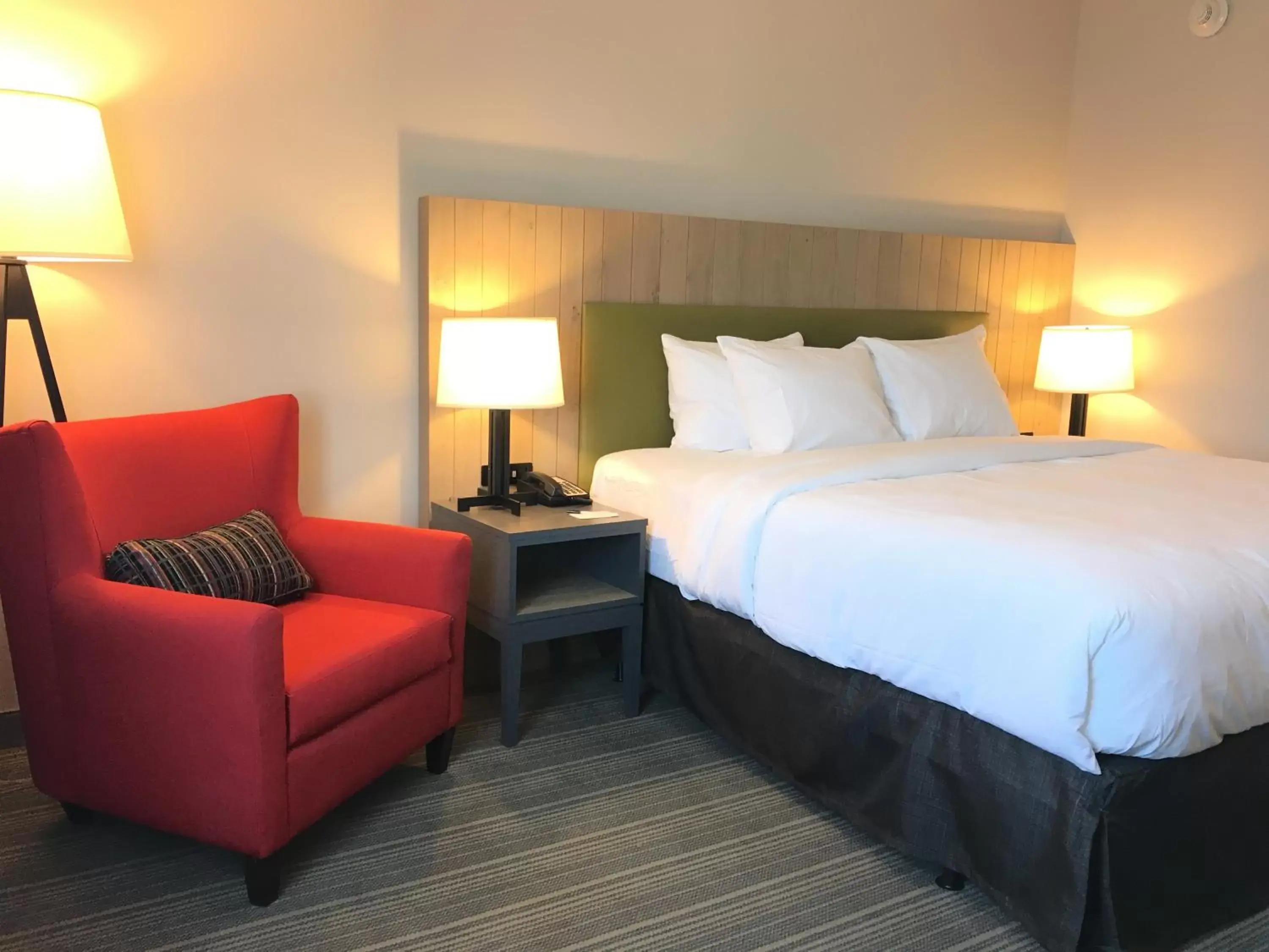 Bedroom, Bed in Country Inn & Suites by Radisson Ocean City