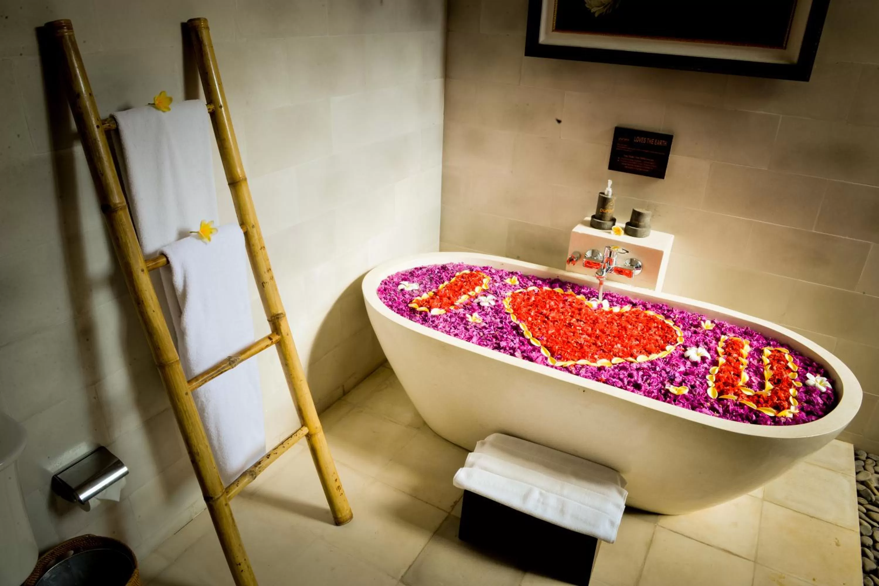 Bathroom in Purana Boutique Resort