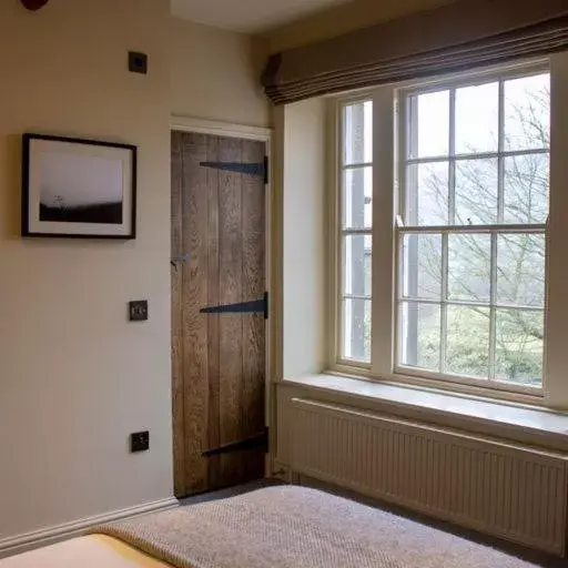 Bedroom, TV/Entertainment Center in The Assheton Arms