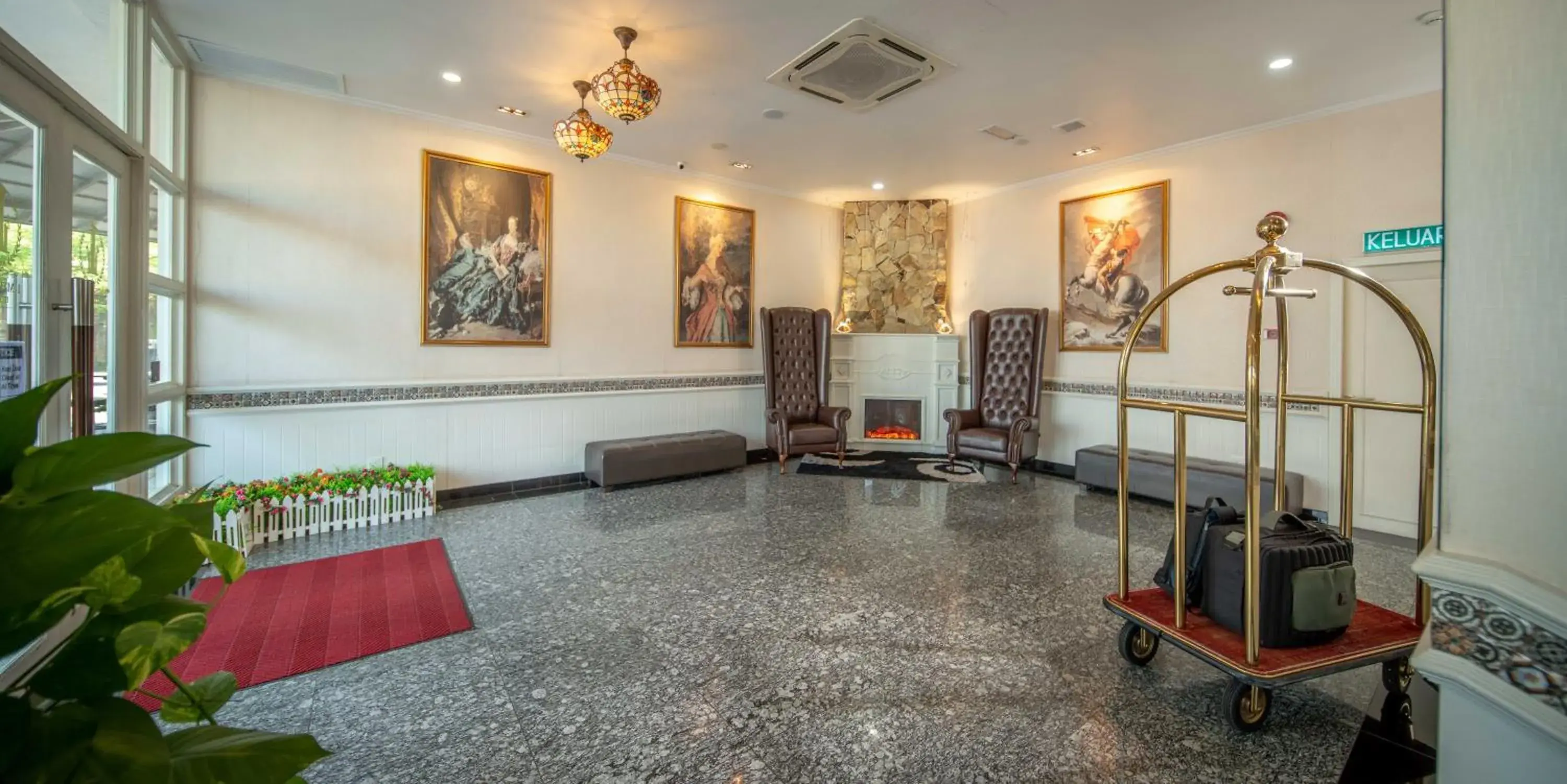 Lobby or reception, Fitness Center/Facilities in 1 Million Hotel