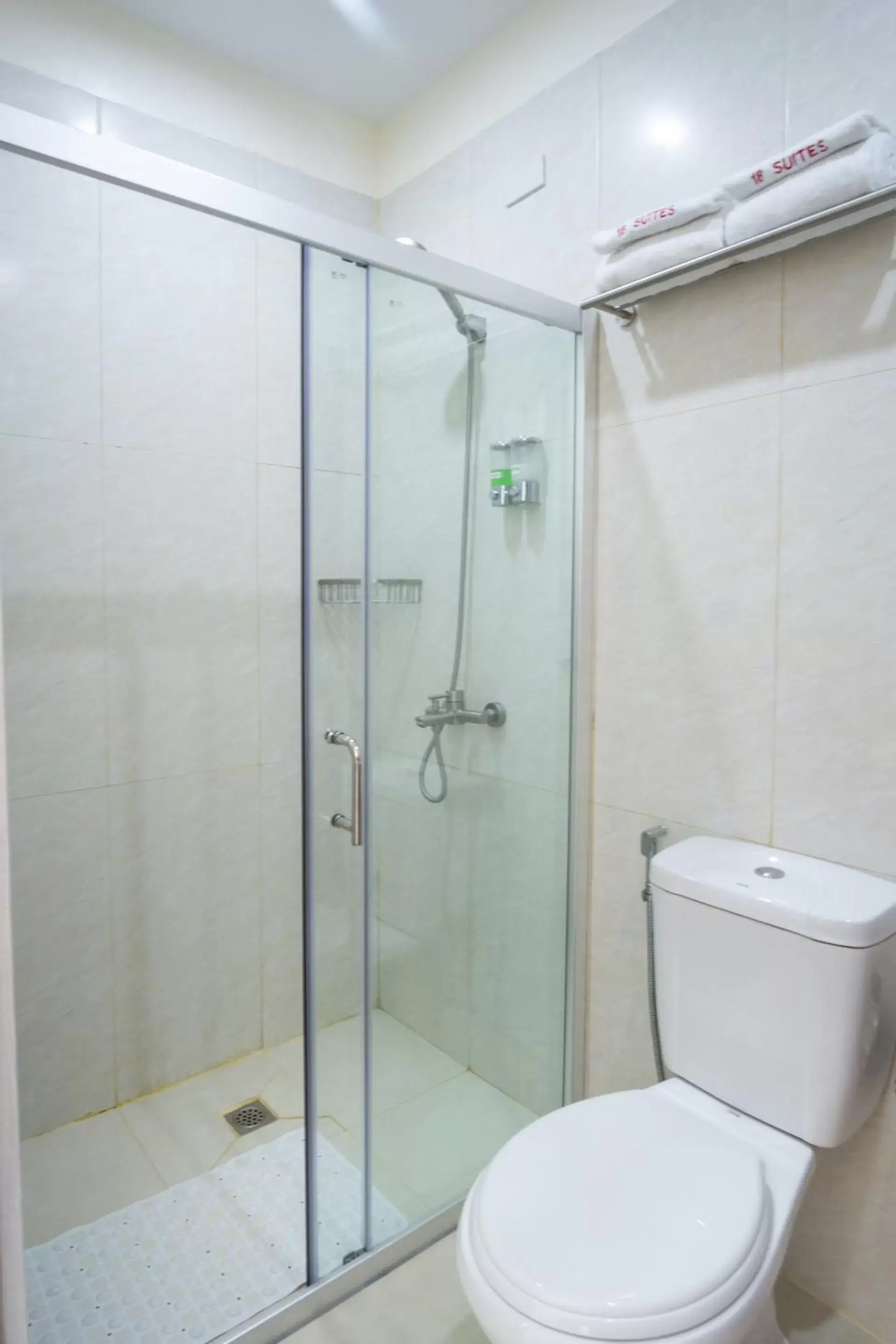 Bathroom in 18 Suites Cebu