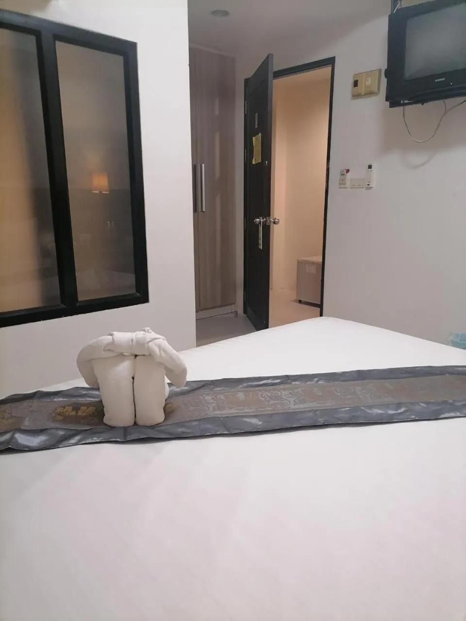 Bedroom, Bed in Amici Miei Hotel (SHA Certified)