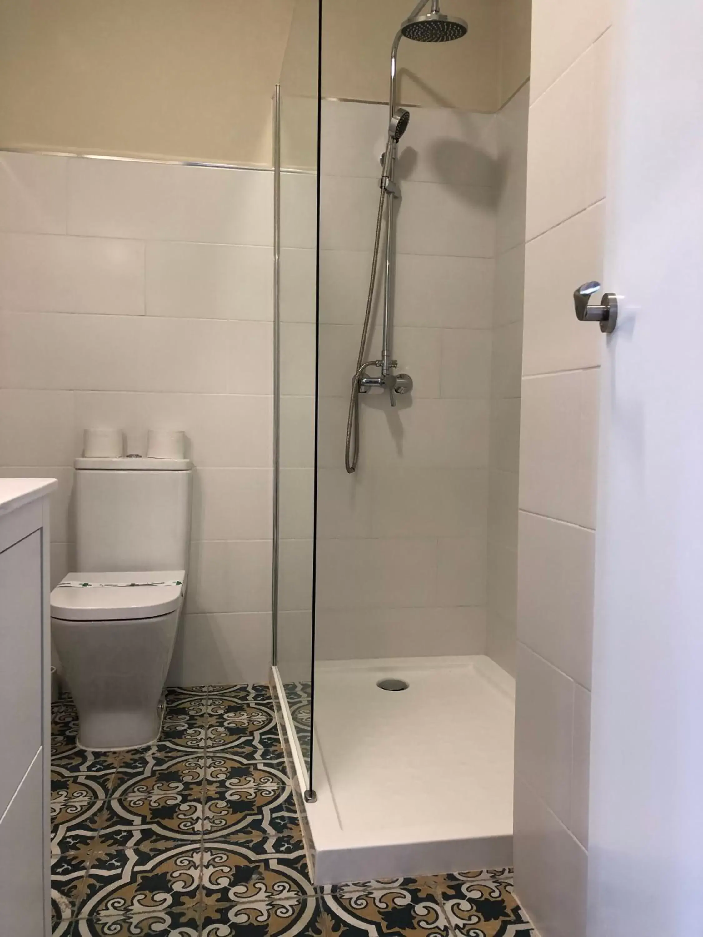 Bathroom in Hotel La Muralla