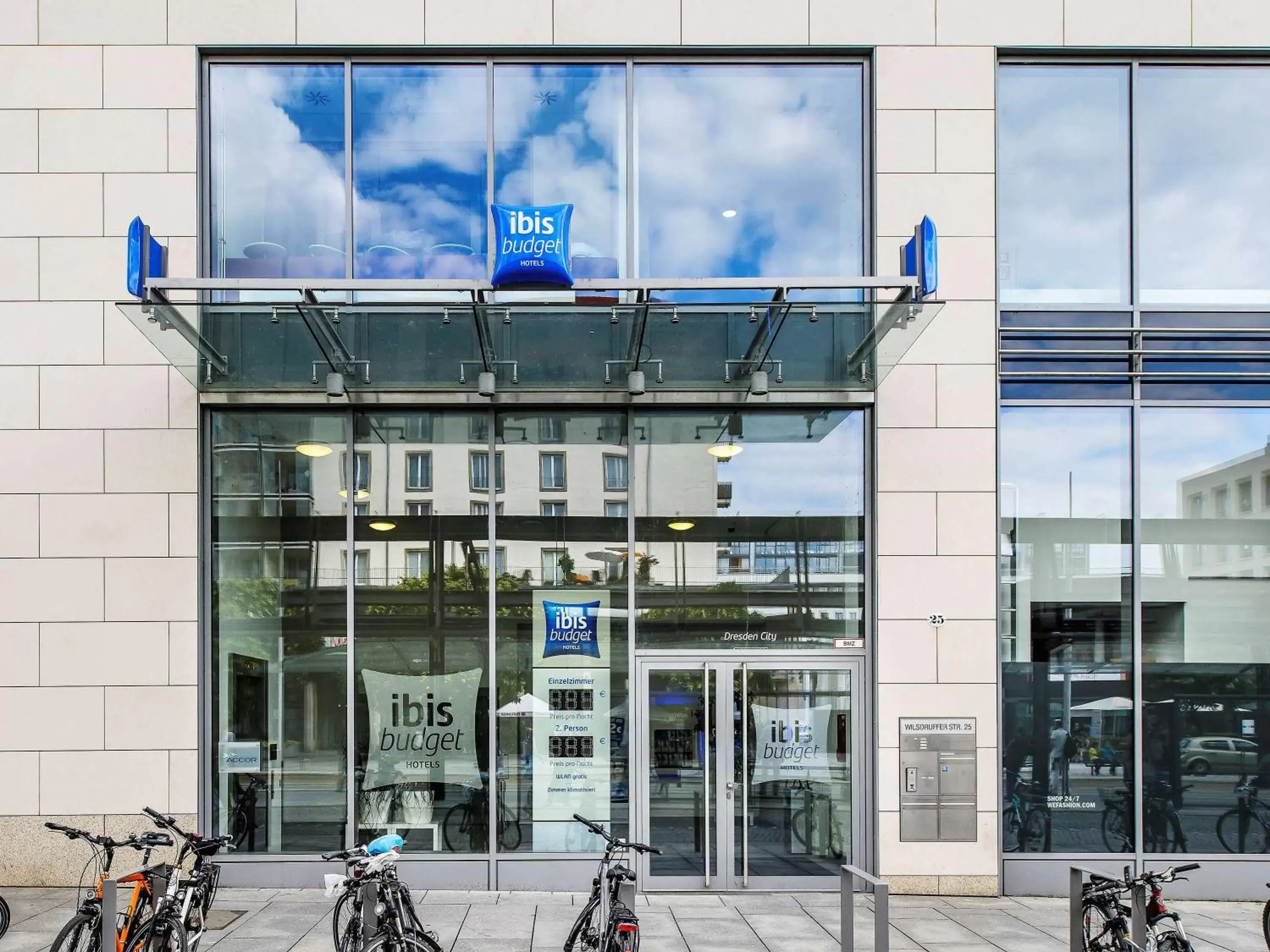 Property building in ibis budget Dresden City Property building in ibis budget Dresden City