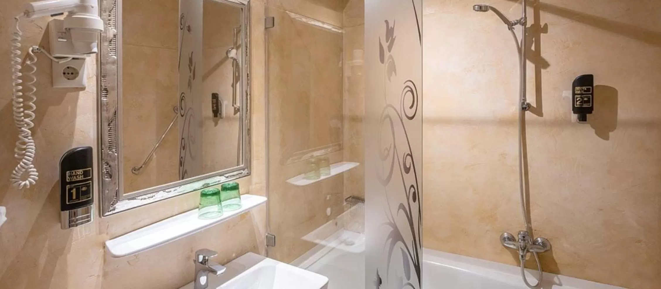 Bathroom in Hotel Kufsteinerhof