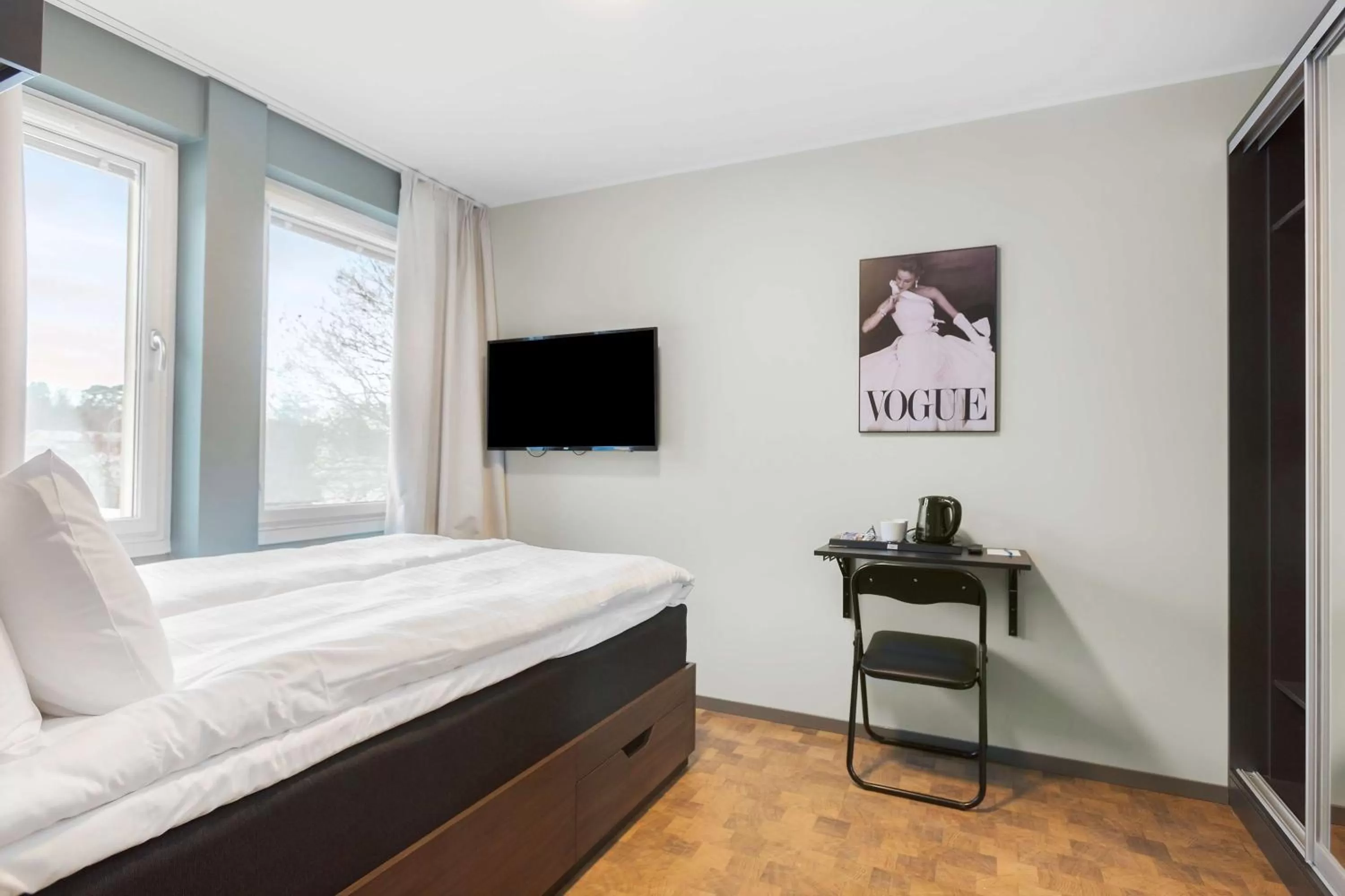 Bedroom, Bed in Sure Hotel Studio by Best Western Bromma