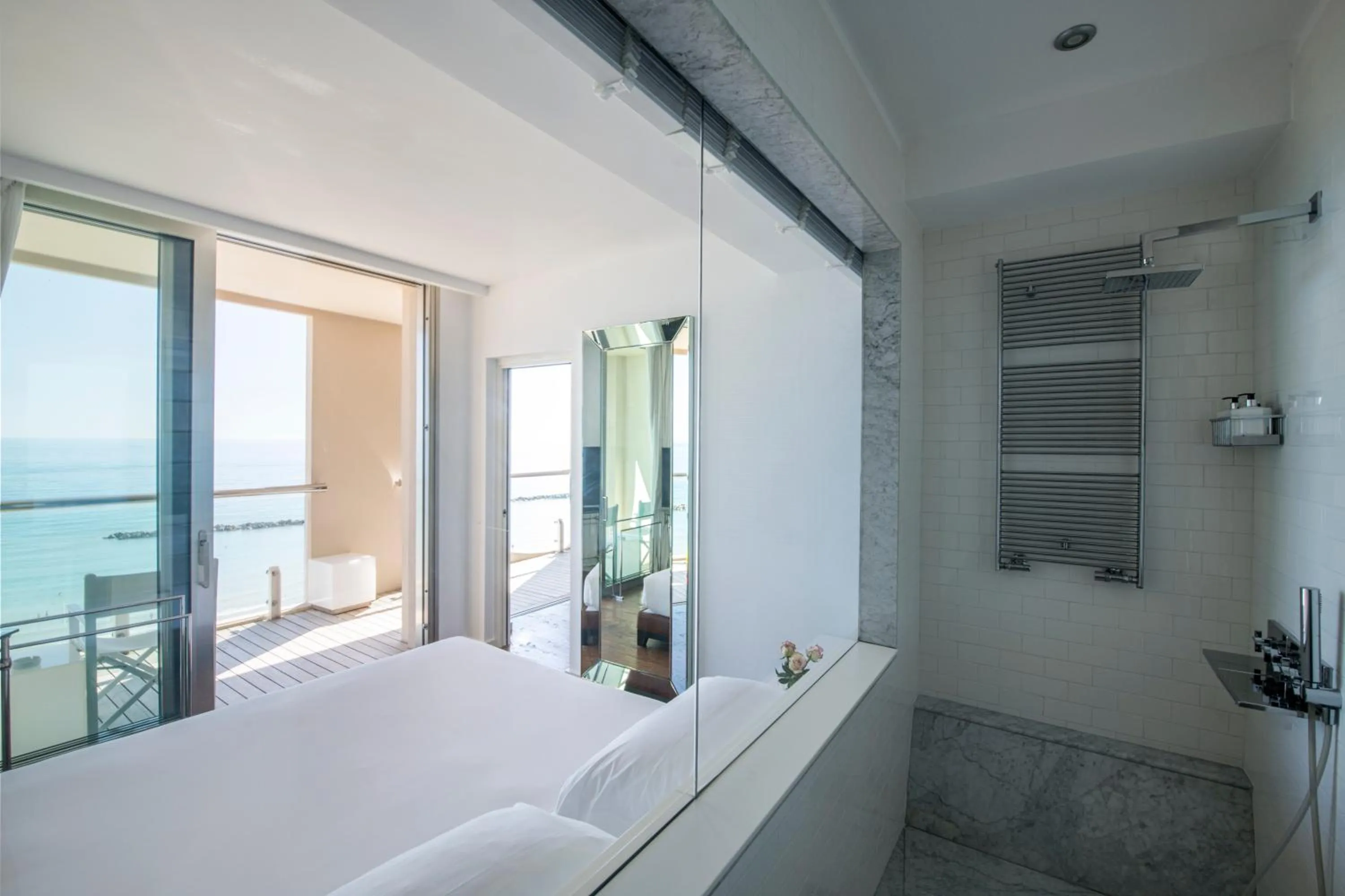 Superior Suite	- Beach Included in Excelsior Hotel, SPA & Lido - Preferred Hotels & Resorts