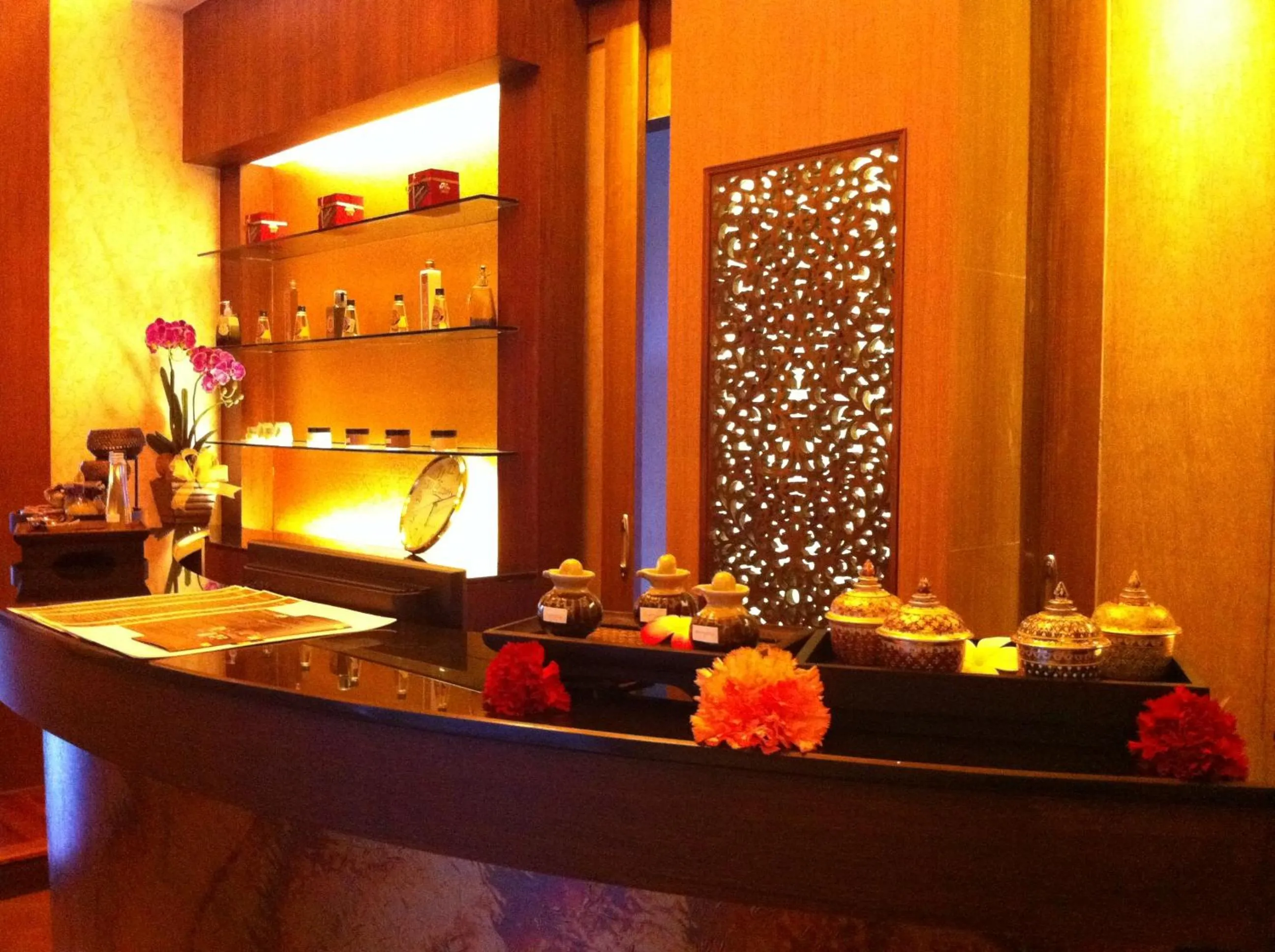 Spa and wellness centre/facilities in Suvarnabhumi Suite Hotel