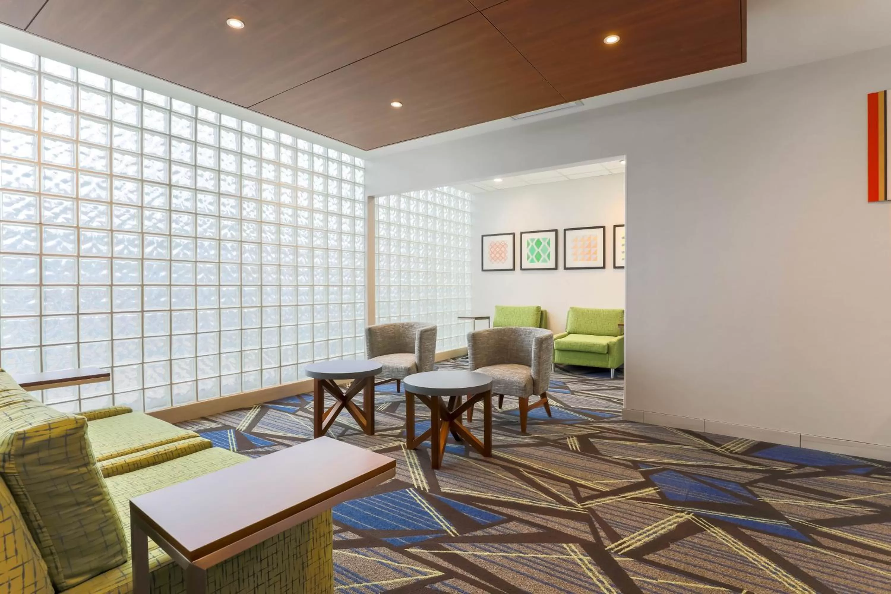 Property building in Holiday Inn Express & Suites Fort Worth Downtown by IHG