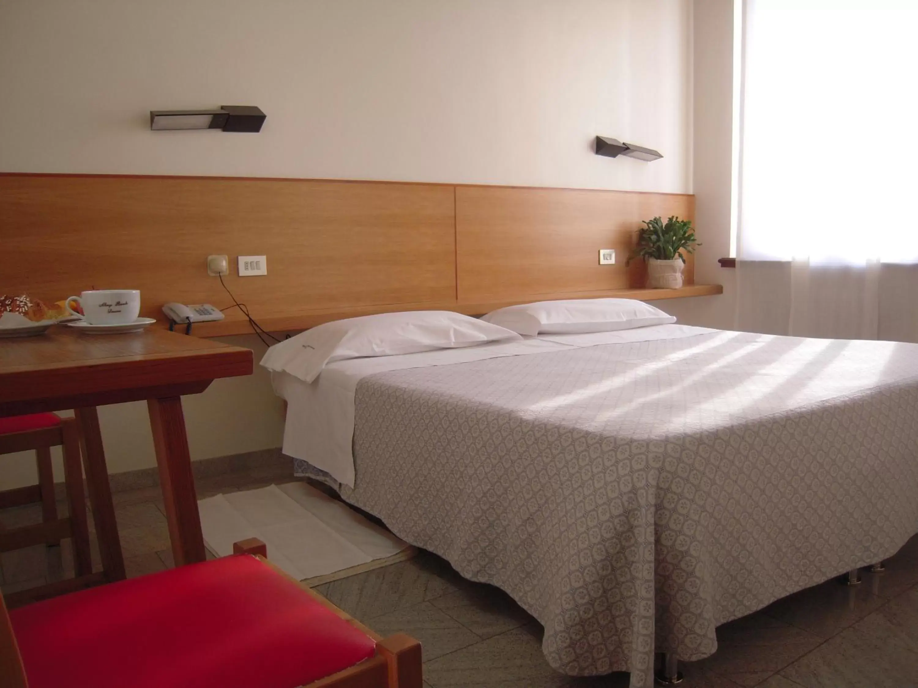 Bedroom, Bed in Albergo Bianchi Stazione