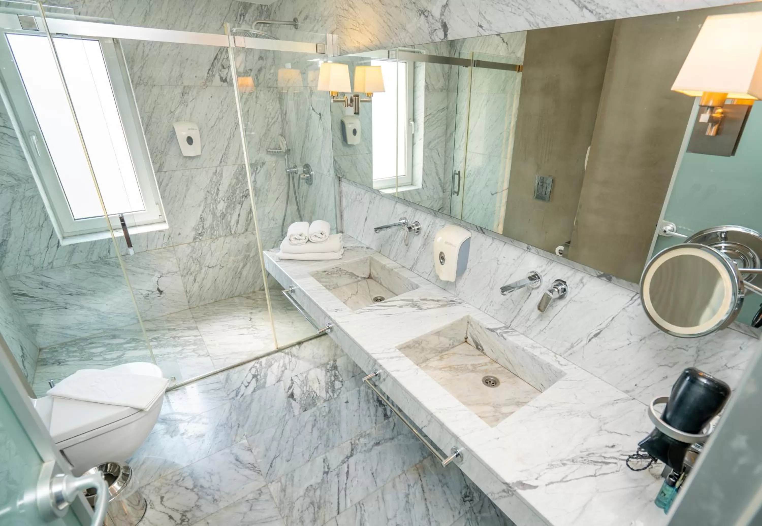 Bathroom in The Gate Ataşehir Finance Centre