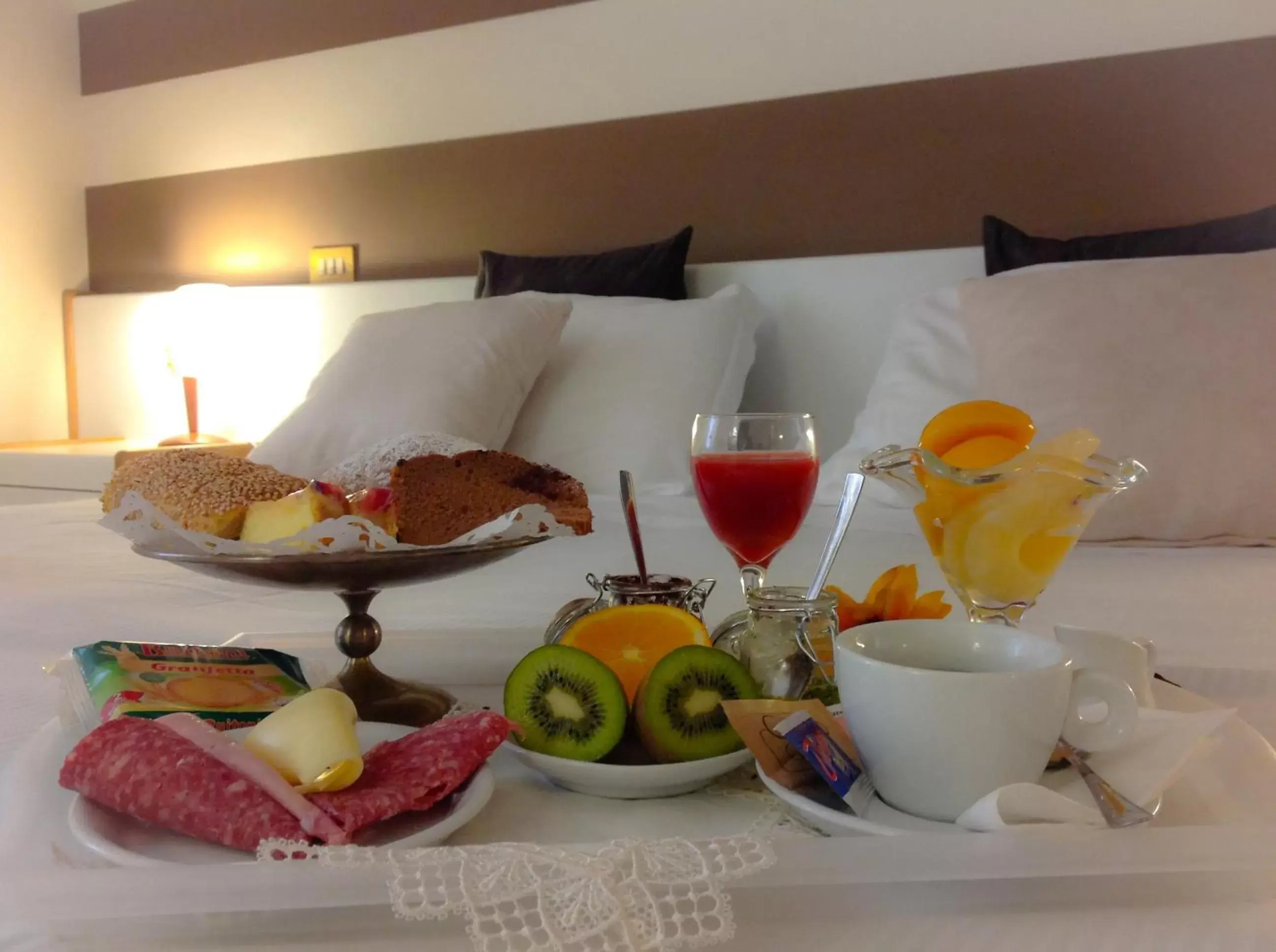 Bed, Breakfast in Hotel Posta