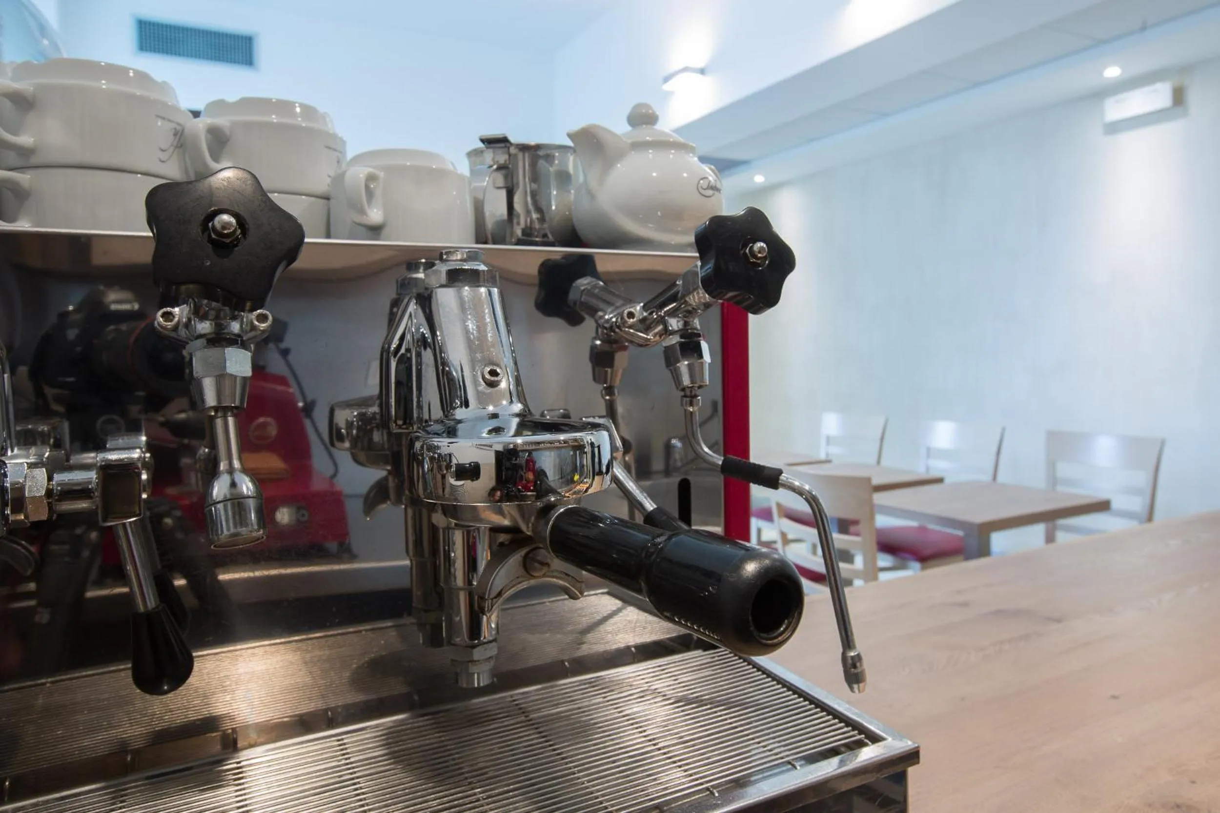 Lounge or bar in Floris Hotel