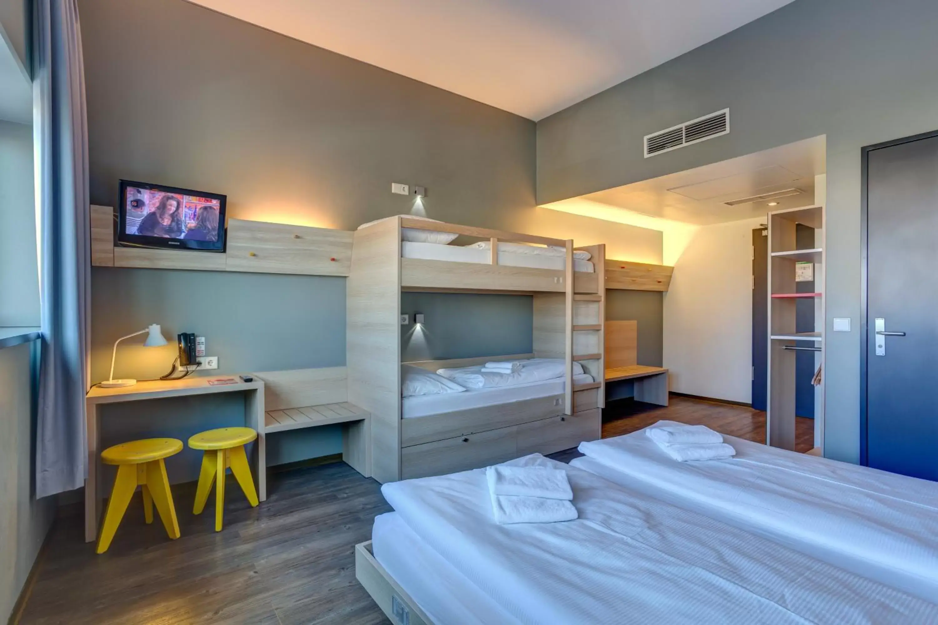 Photo of the whole room, Bunk Bed in MEININGER Hotel Berlin Airport