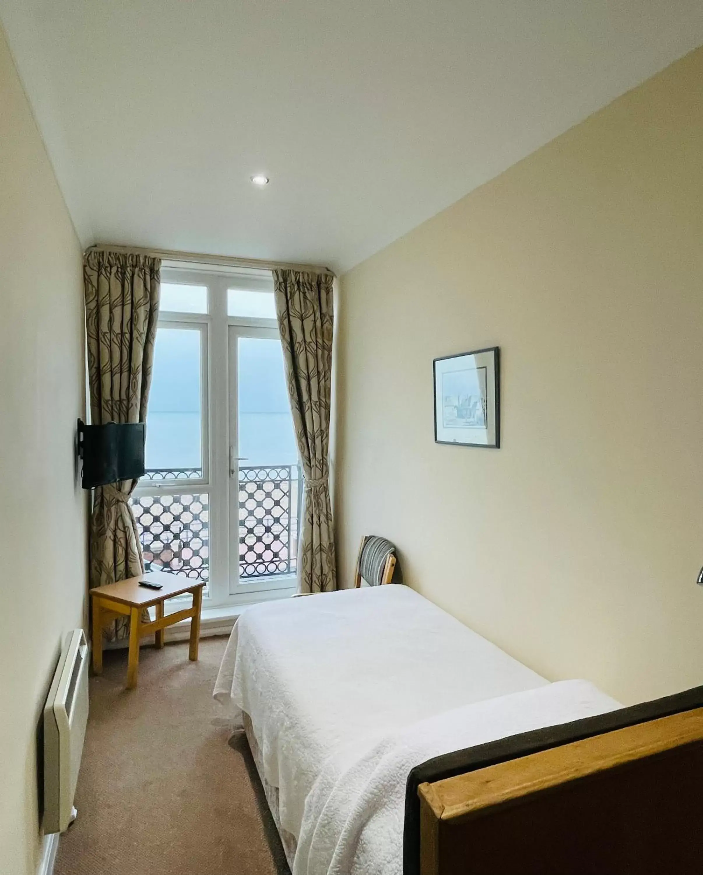 Single Room with Sea View in Langham Hotel Eastbourne