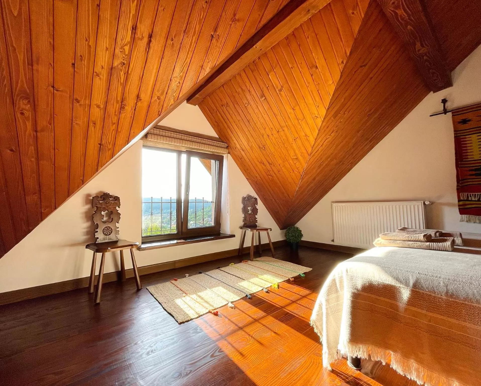 Bed in Villa Zoryany Dvir