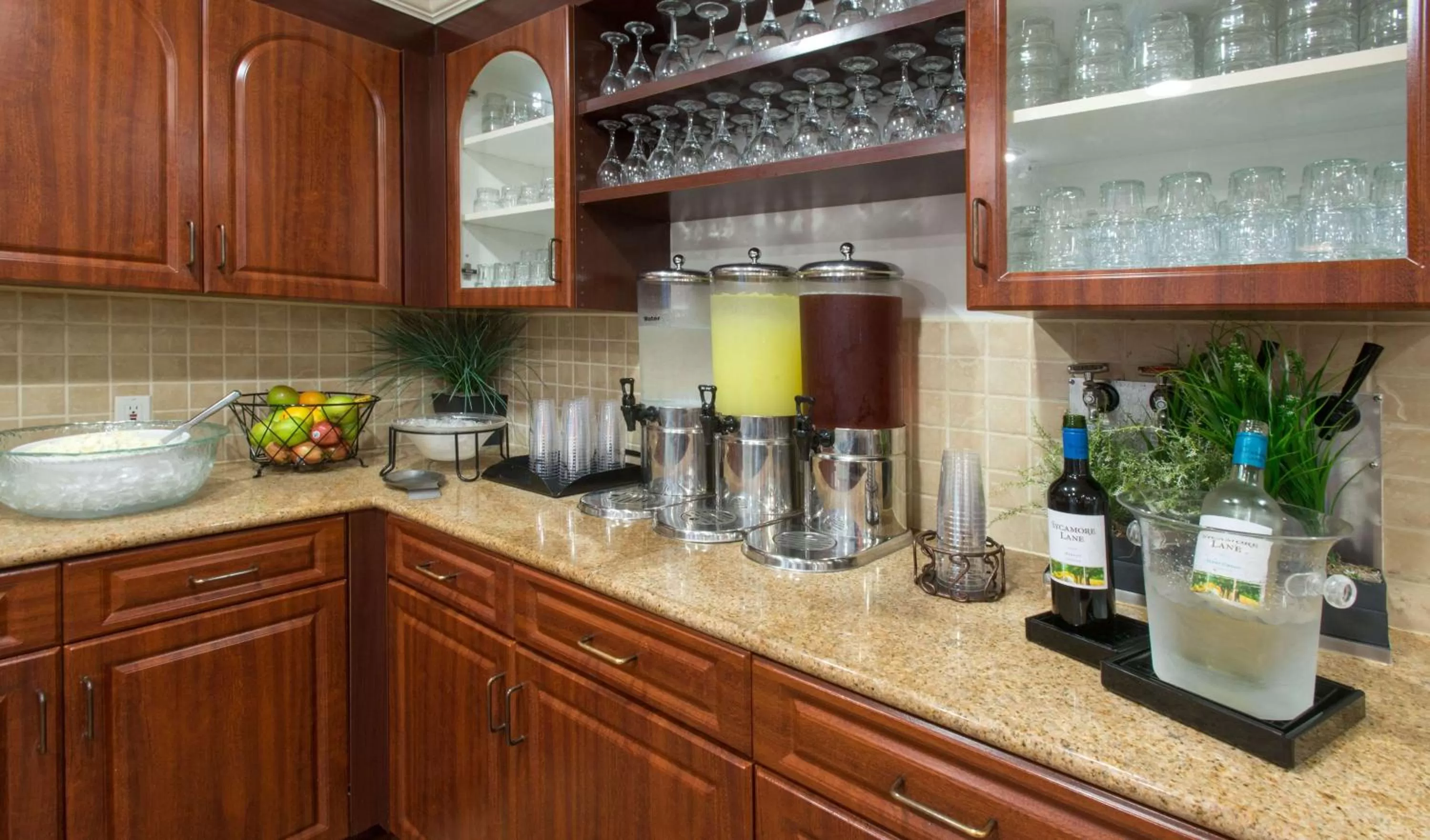 Dining area in Homewood Suites by Hilton Sarasota