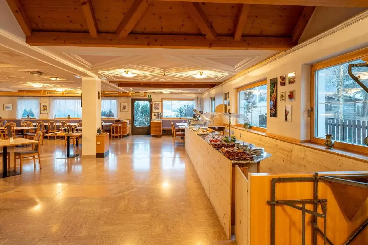 Restaurant/Places to Eat in Smy Koflerhof Wellness & Spa Dolomiti