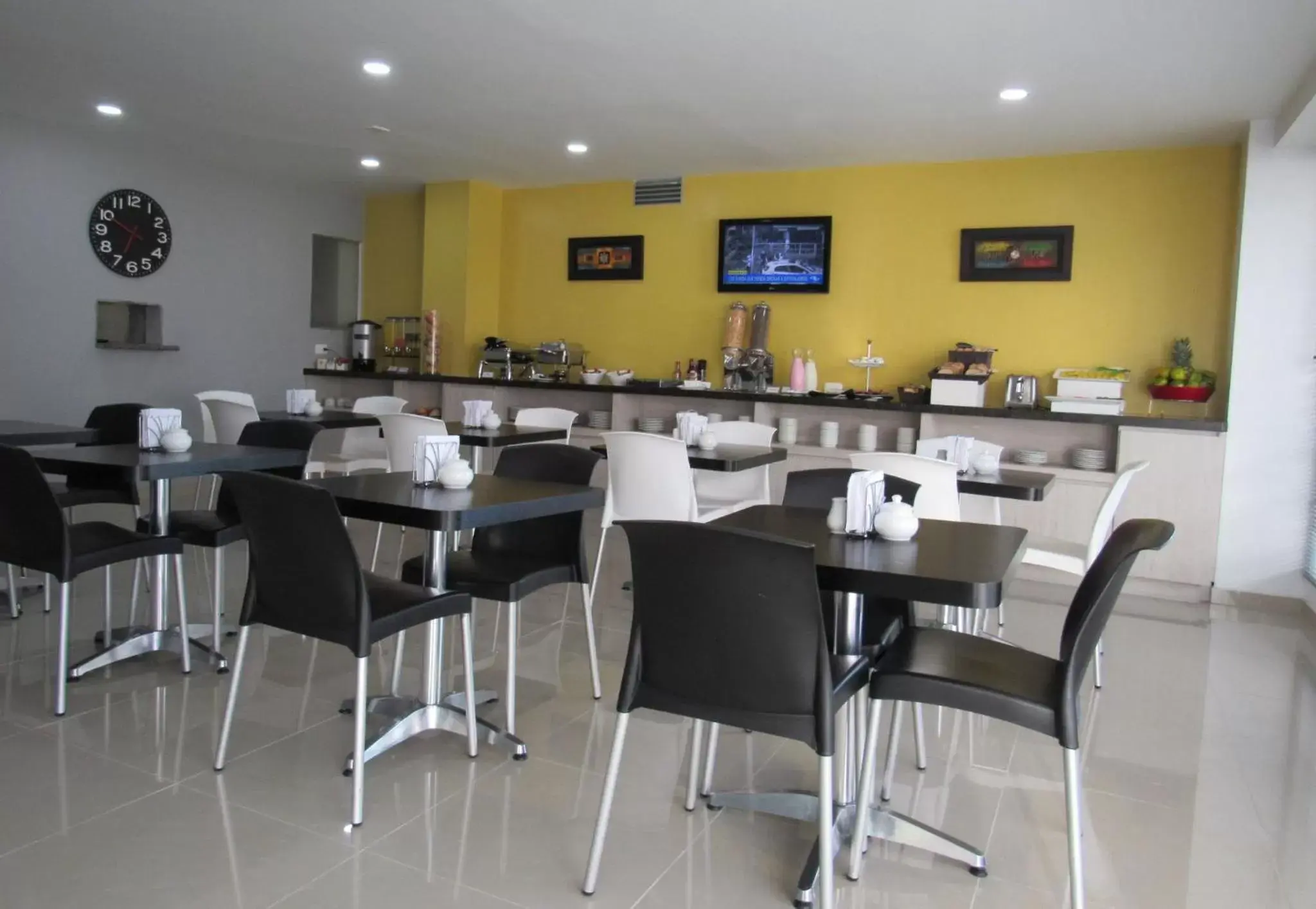 Restaurant/places to eat in Hotel Casa Galvez Restaurant/places to eat in Hotel Casa Galvez