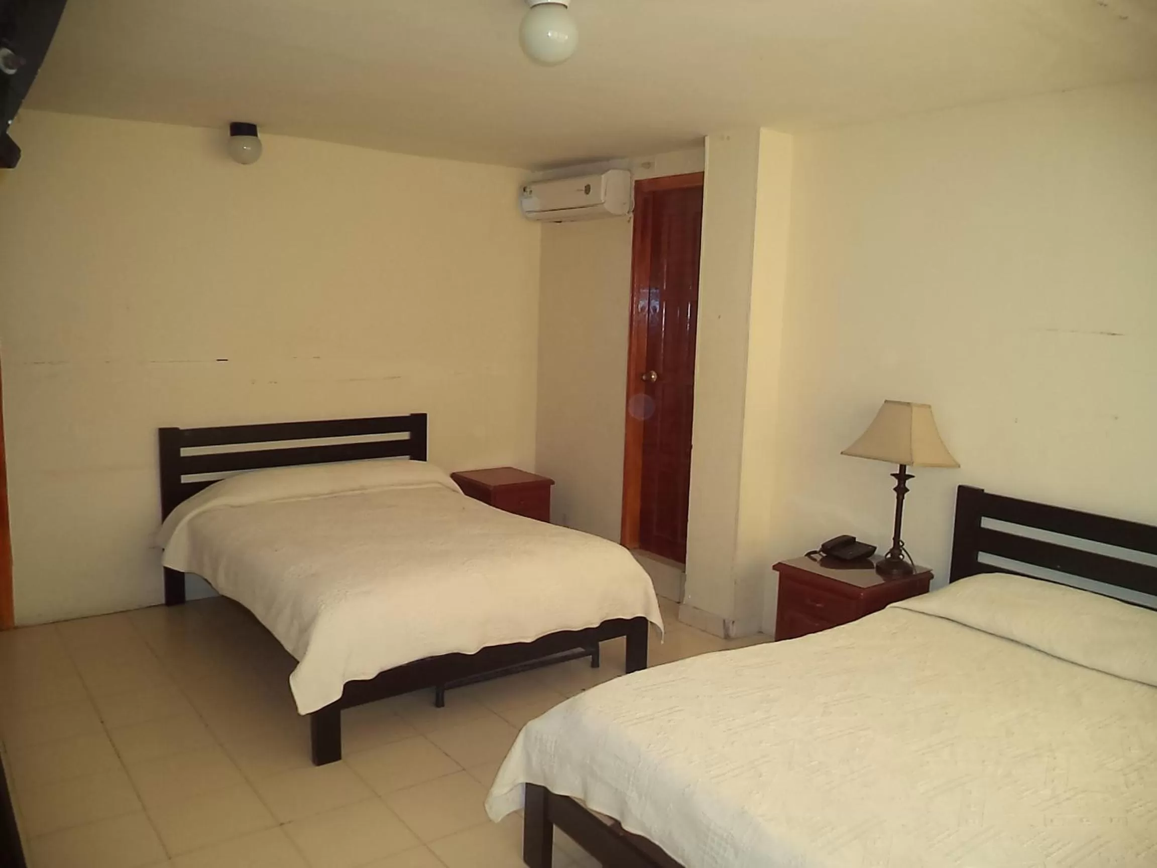 Double Room in Hotel Roca & Mar
