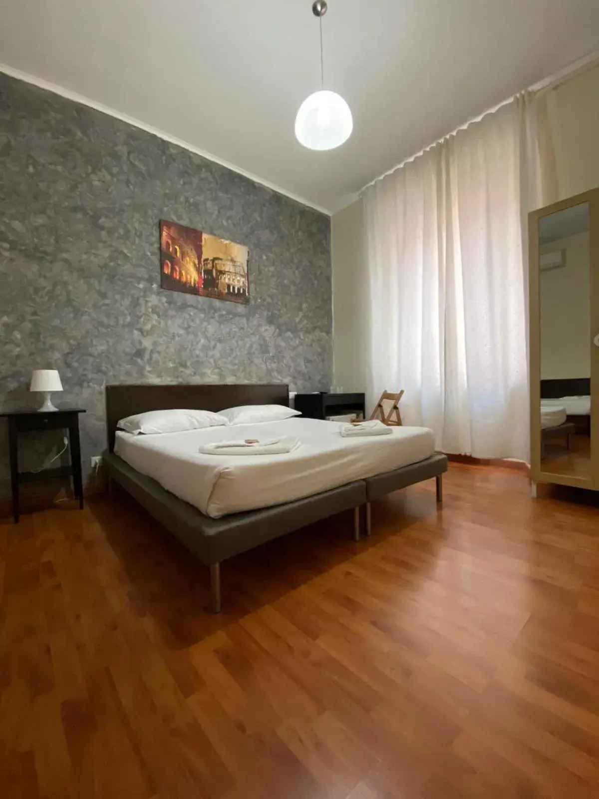 Photo of the whole room, Bed in The Place In Rome Guest House