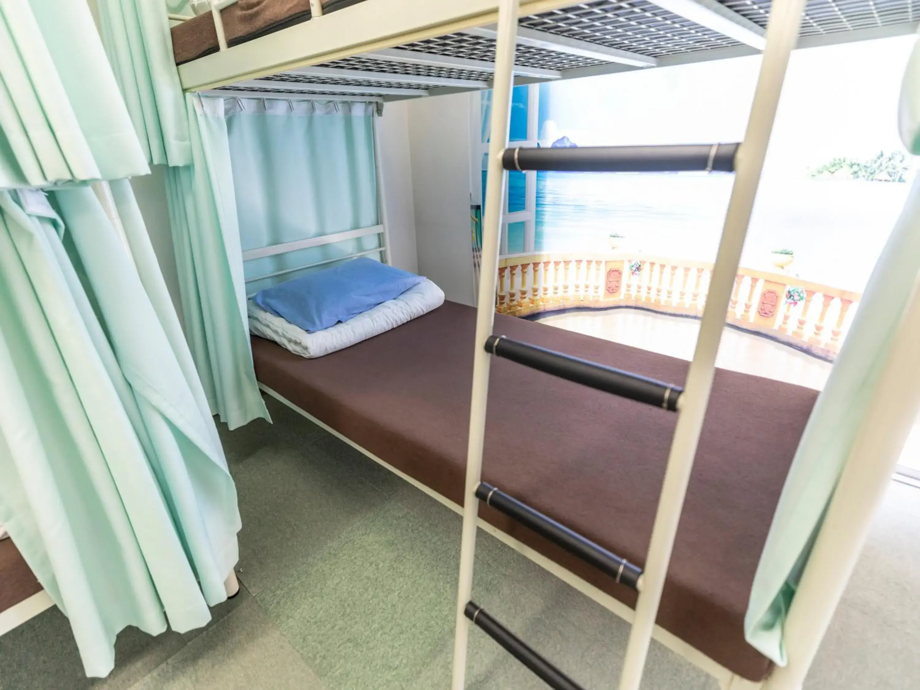 Bunk Bed in Omotenashi Hostel Miyajima