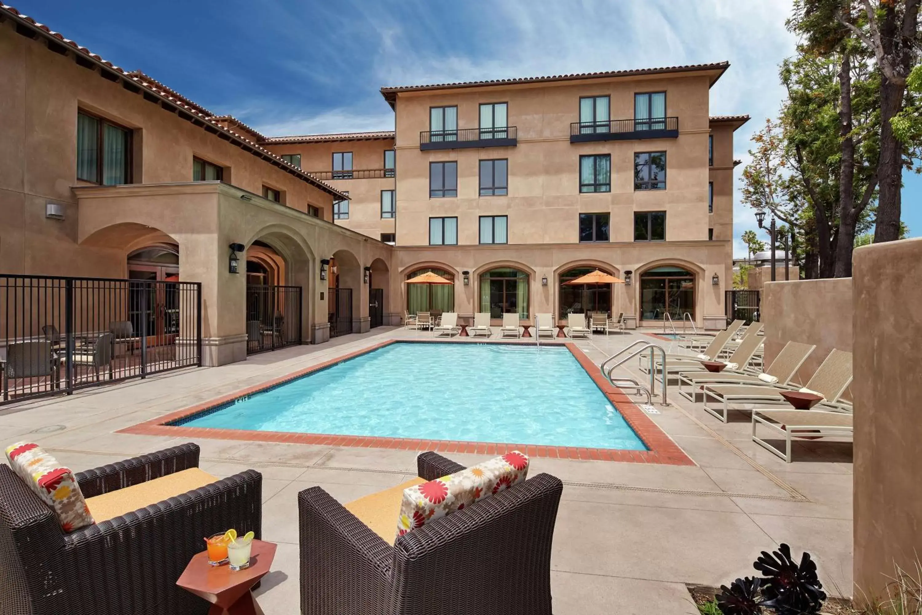 Pool view, Swimming Pool in Hilton Garden Inn San Diego Old Town/Sea World Area