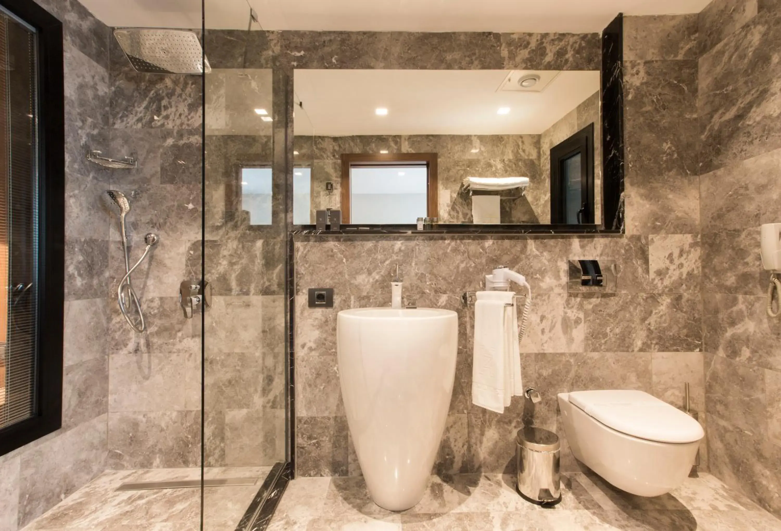 Toilet, Bathroom in Zeniva Hotel