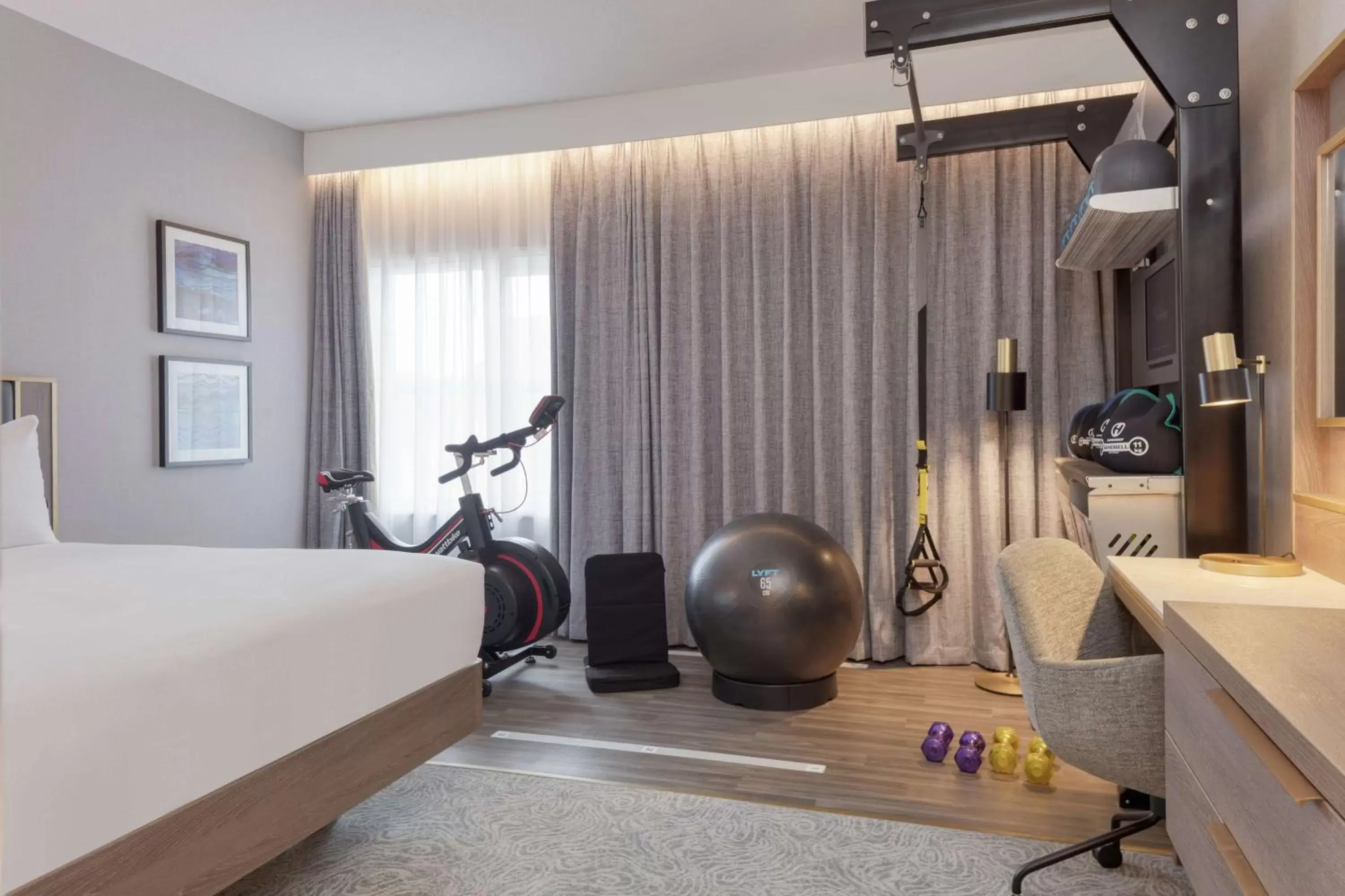 Bedroom in DoubleTree by Hilton London Angel Kings Cross