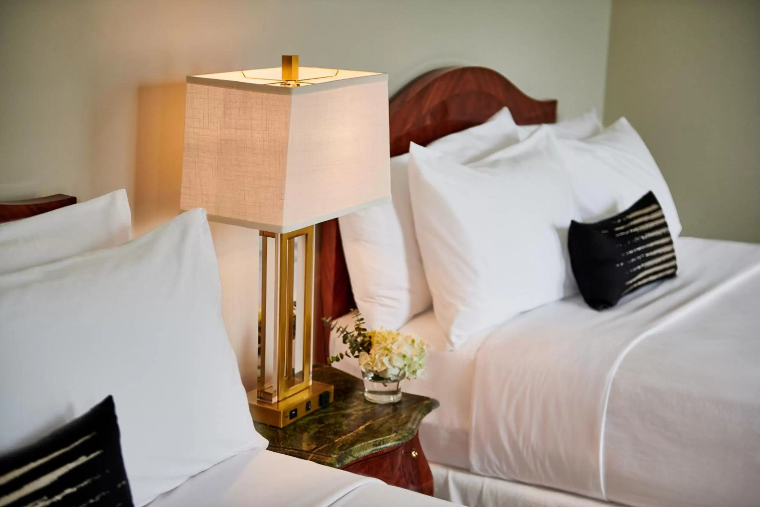 Bedroom, Bed in Inn at Carnall Hall