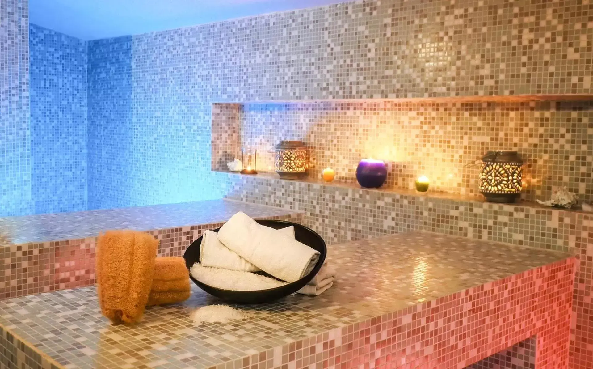 Spa and wellness centre/facilities, Bathroom in Hotel Tonnara Trabia