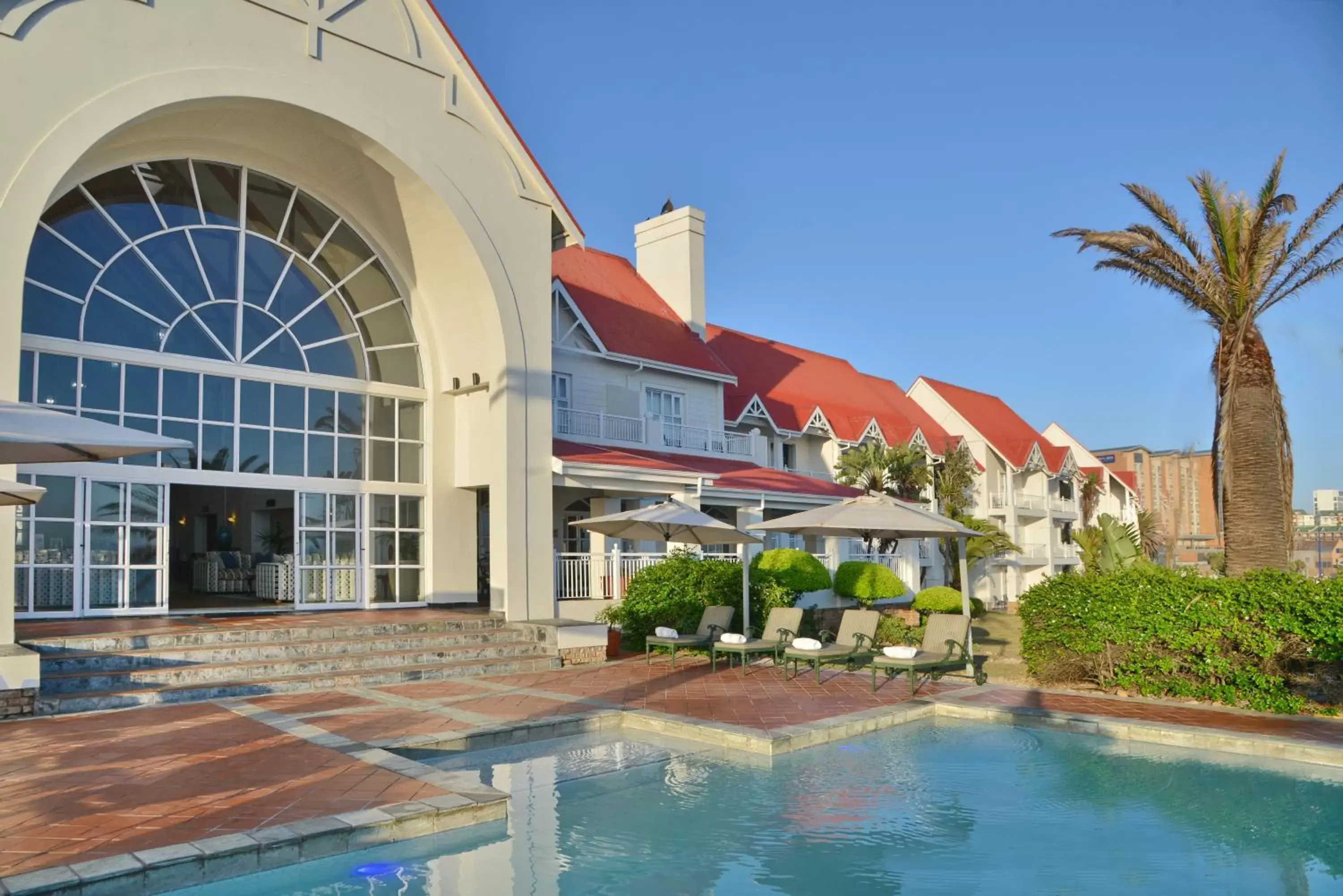 Property building, Swimming Pool in Courtyard Hotel Port Elizabeth