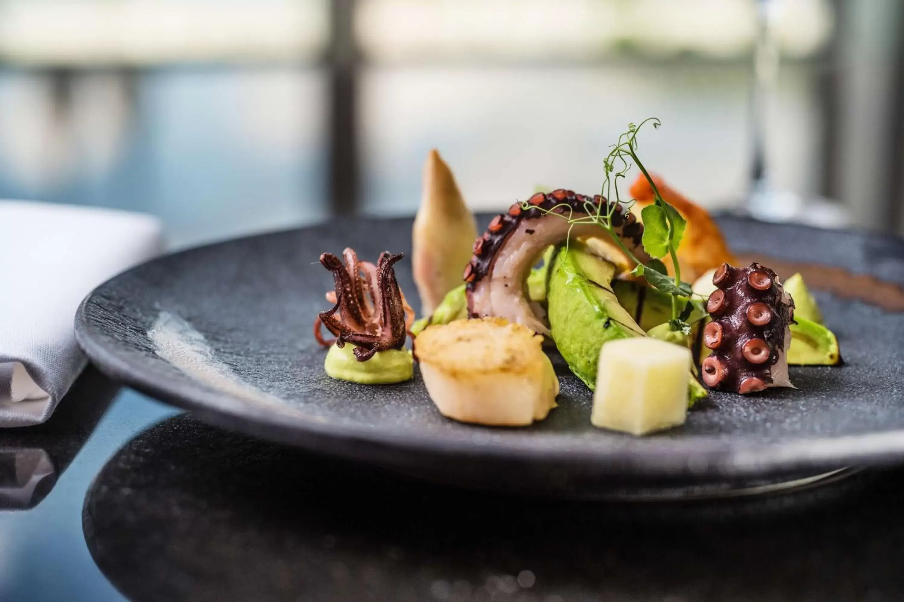 Restaurant/places to eat in Hyatt Regency Köln Restaurant/places to eat in Hyatt Regency Köln