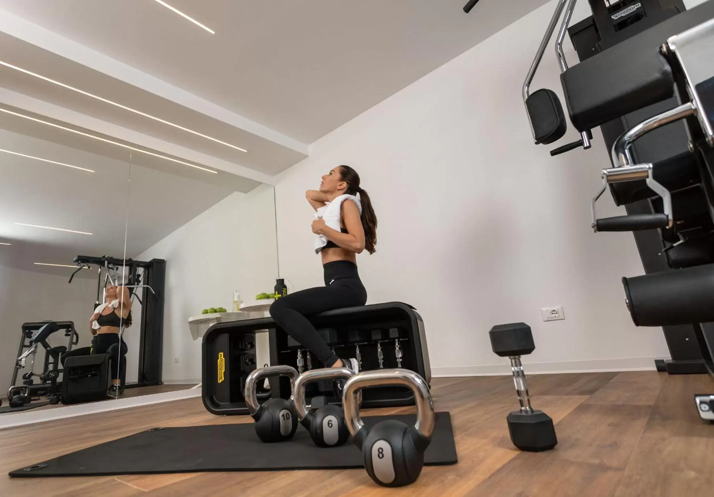 Fitness centre/facilities, Fitness Center/Facilities in Nero D'Avorio Aparthotel & SPA