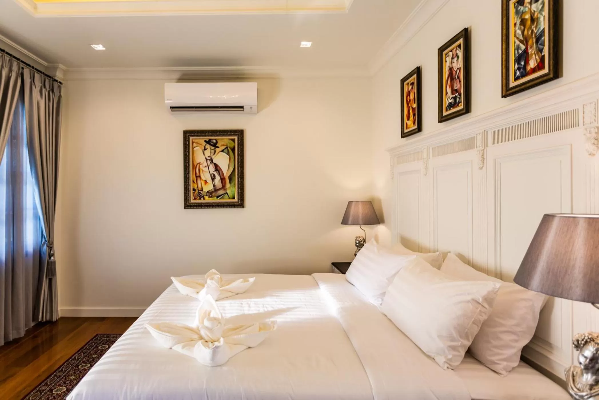 Photo of the whole room, Bed in Merchant Villa- SHA Extra Plus