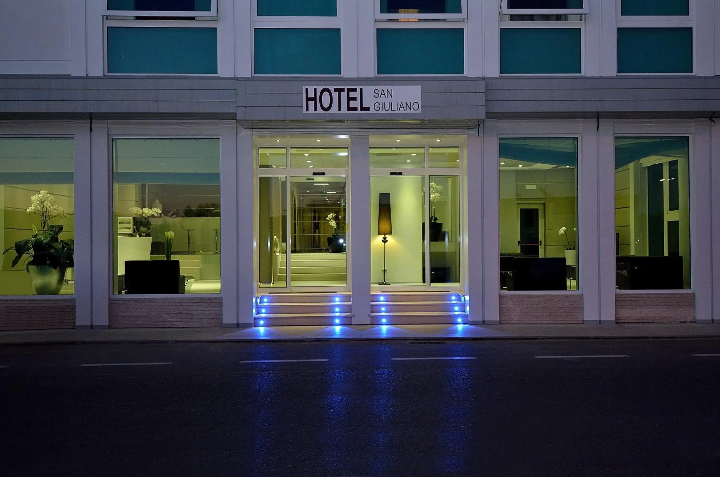 Facade/entrance in Hotel San Giuliano