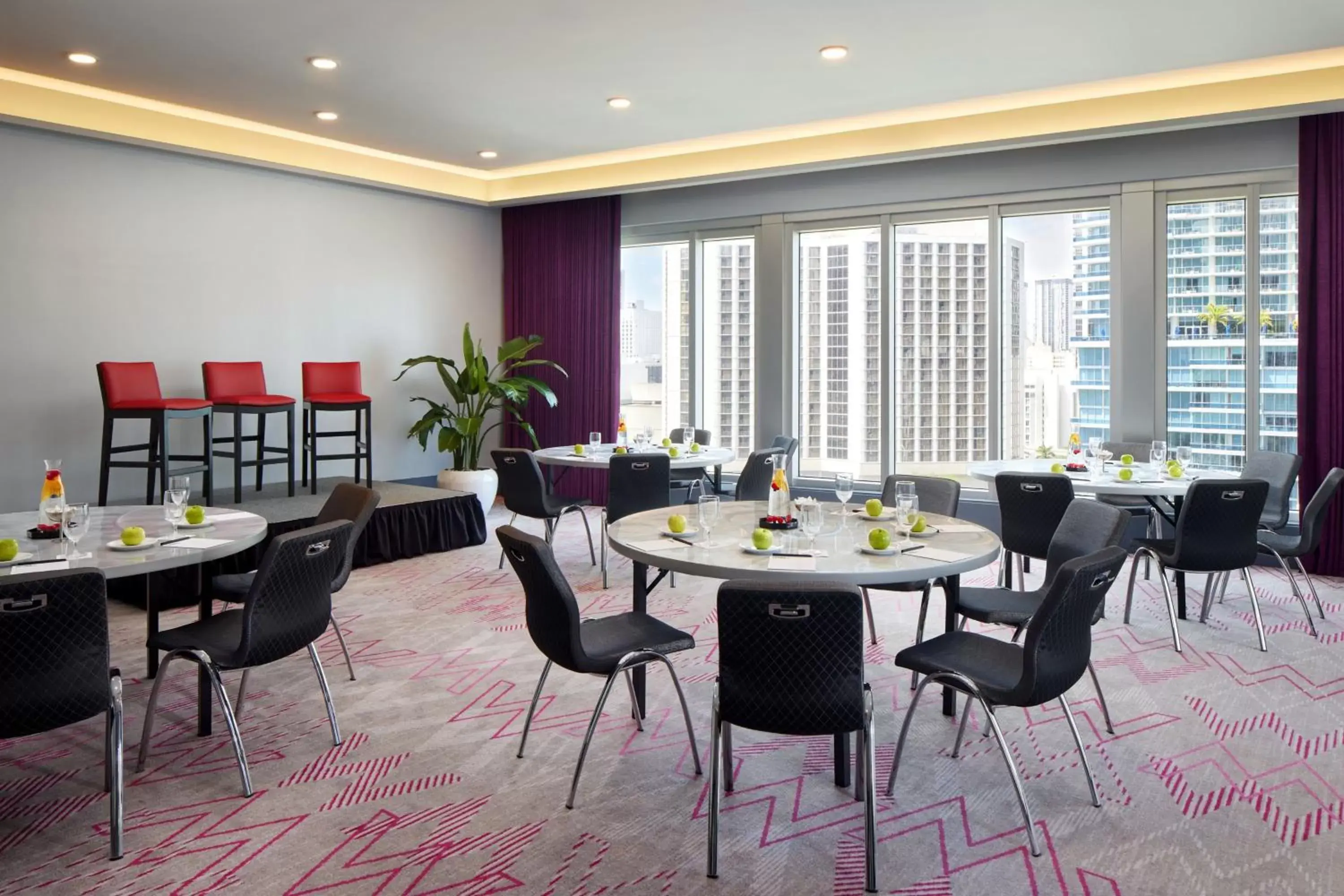 Meeting/conference room in W Miami