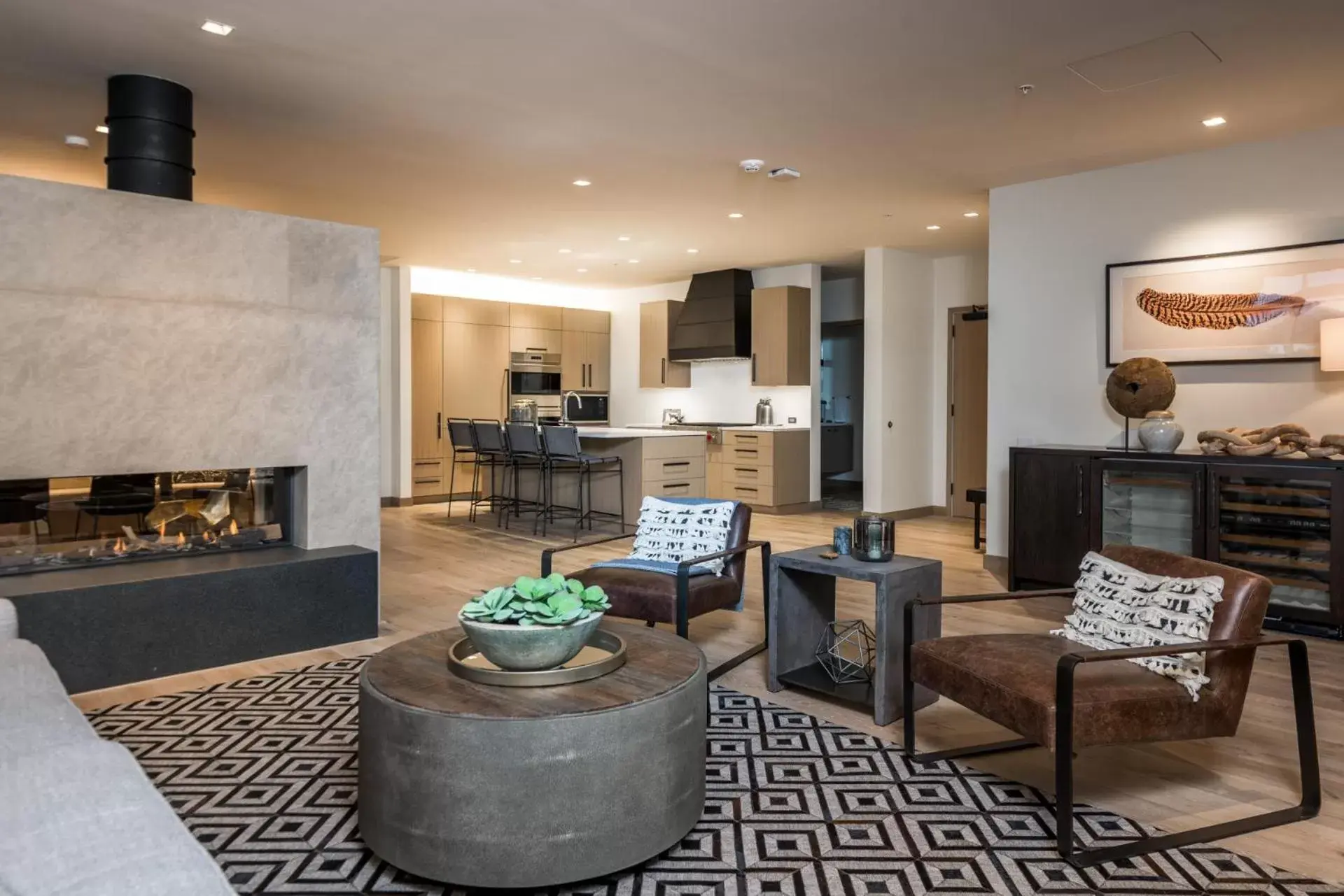 Living room, Seating Area in Limelight Hotel Ketchum