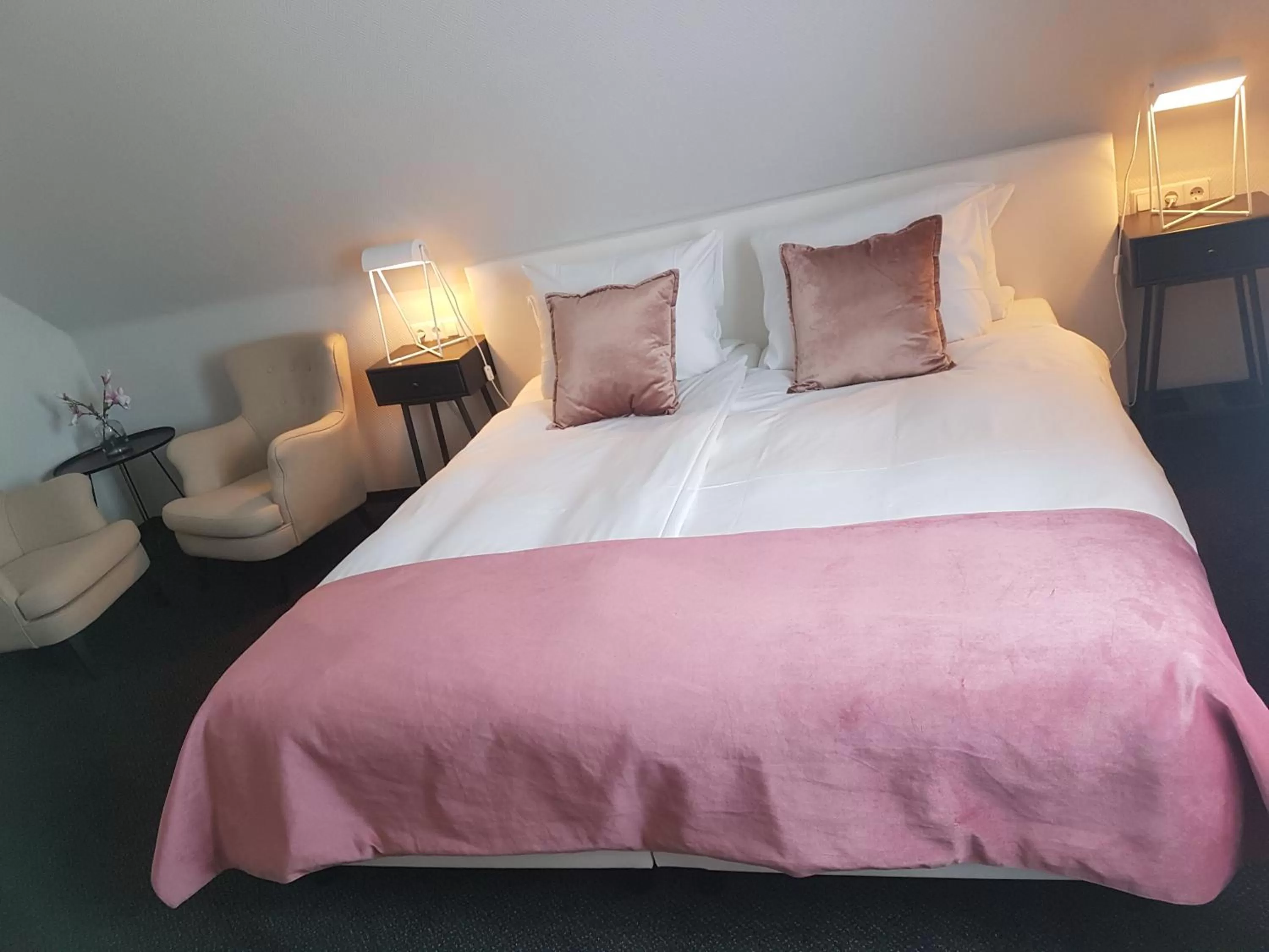 Bed in Hotel Herrloh