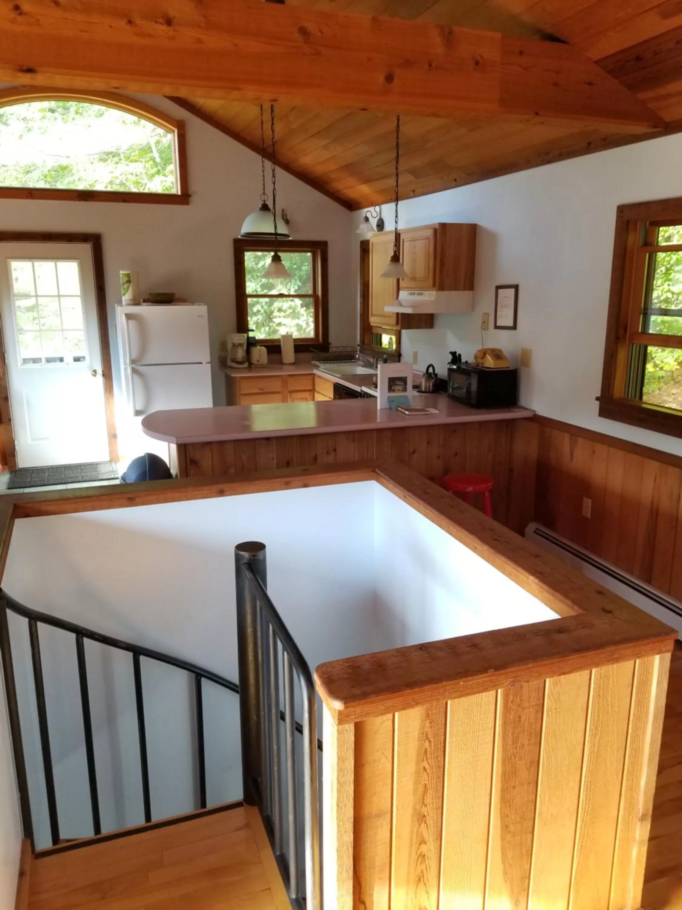 Kitchen or kitchenette, Kitchen/Kitchenette in Trails End Inn