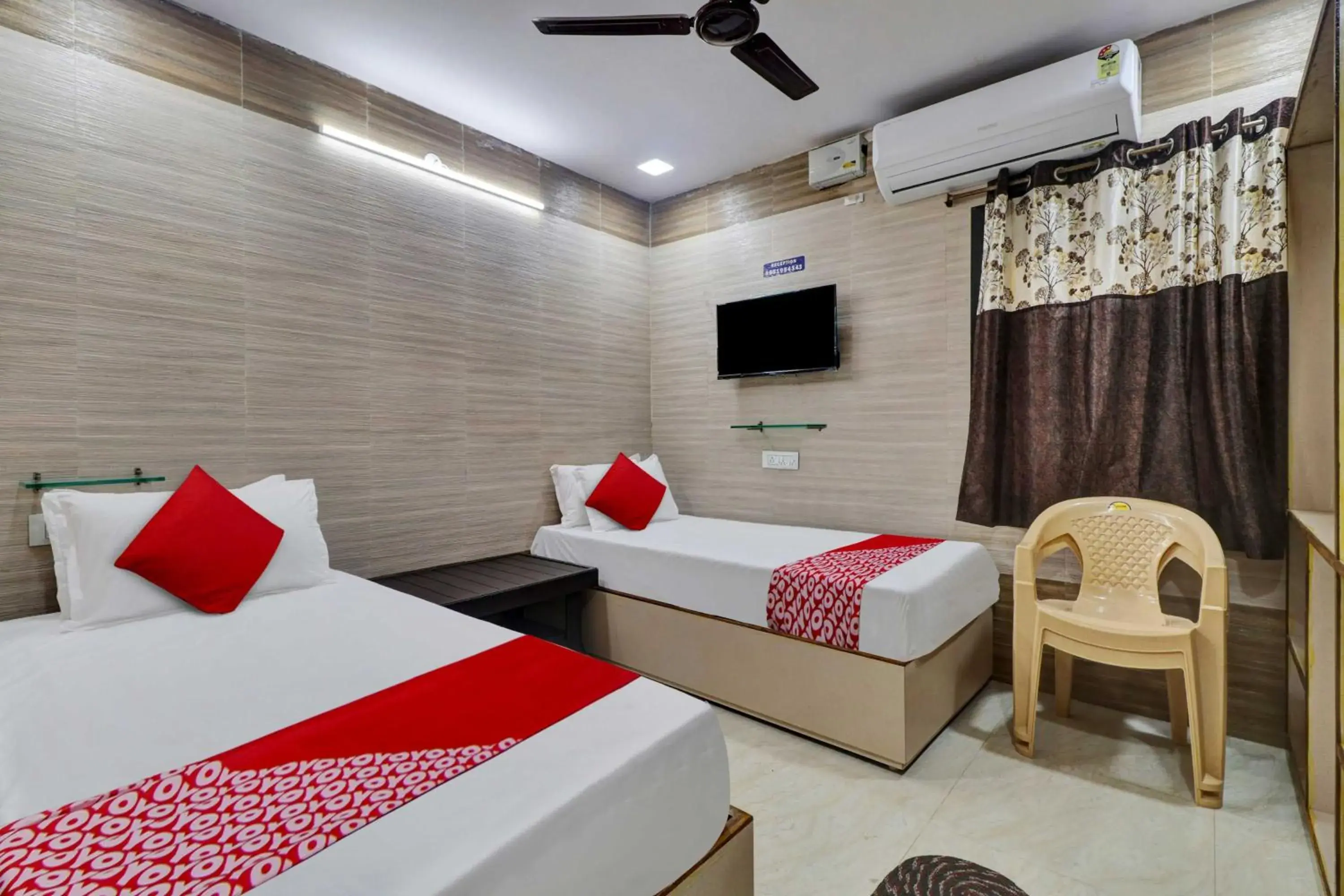 Bedroom, Bed in OYO Flagship Hotel Vallabha Residency