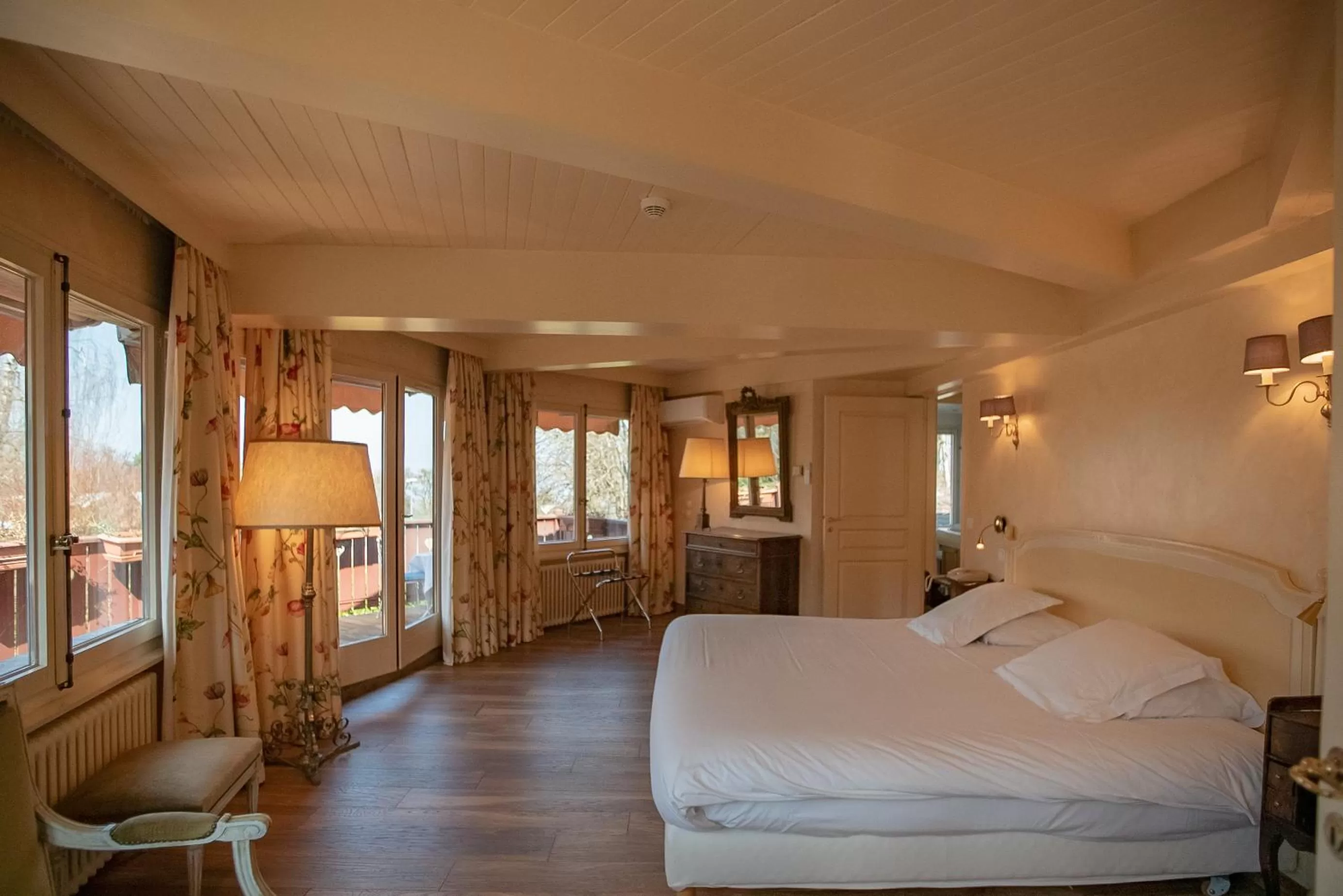 Photo of the whole room, Bed in La Verniaz et ses Chalets