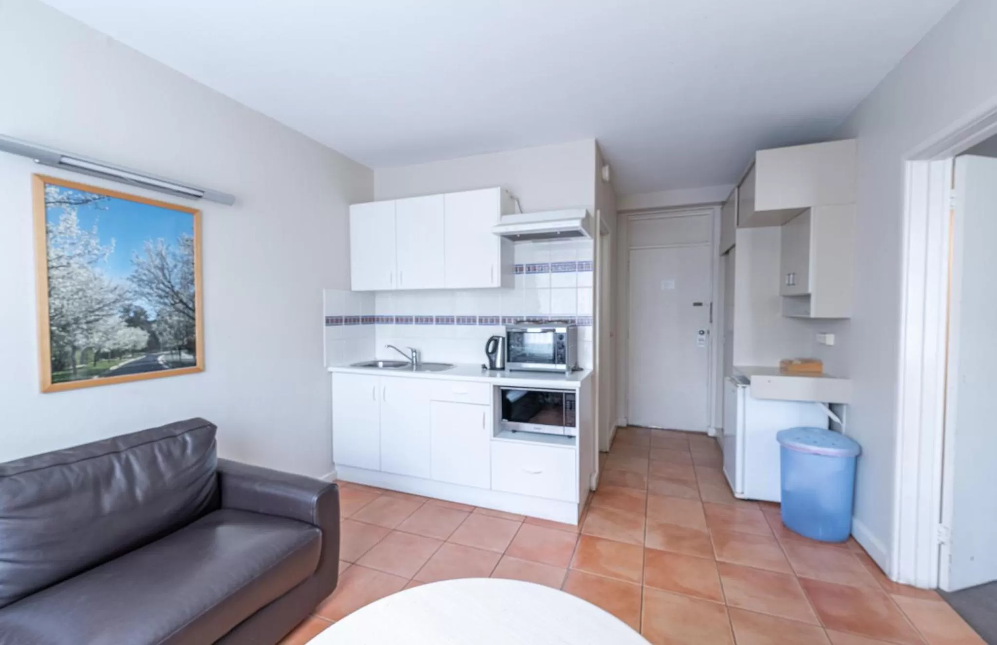Kitchen or kitchenette in Forrest Hotel & Apartments