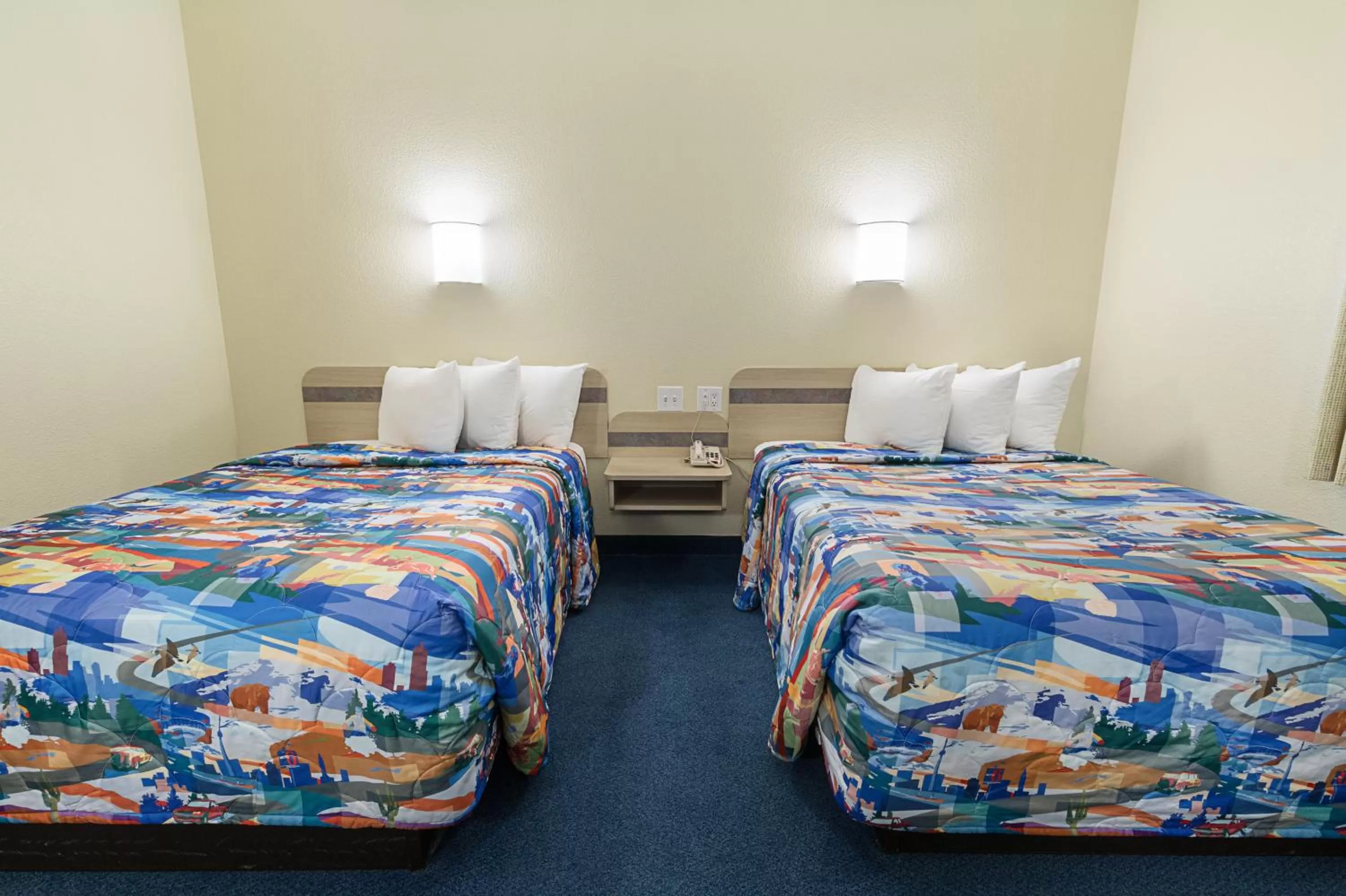 Bedroom, Bed in Motel 6-Weatherford, TX