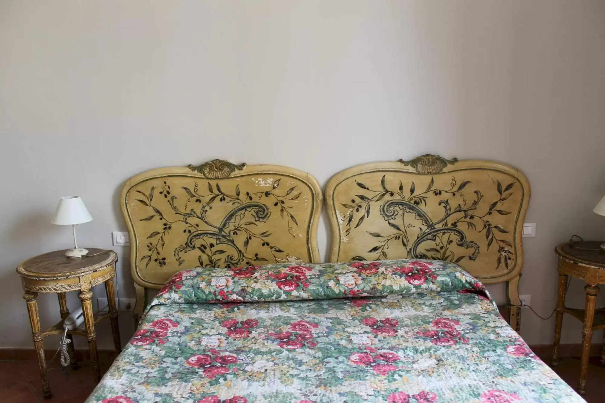 Bed in Hotel Medici