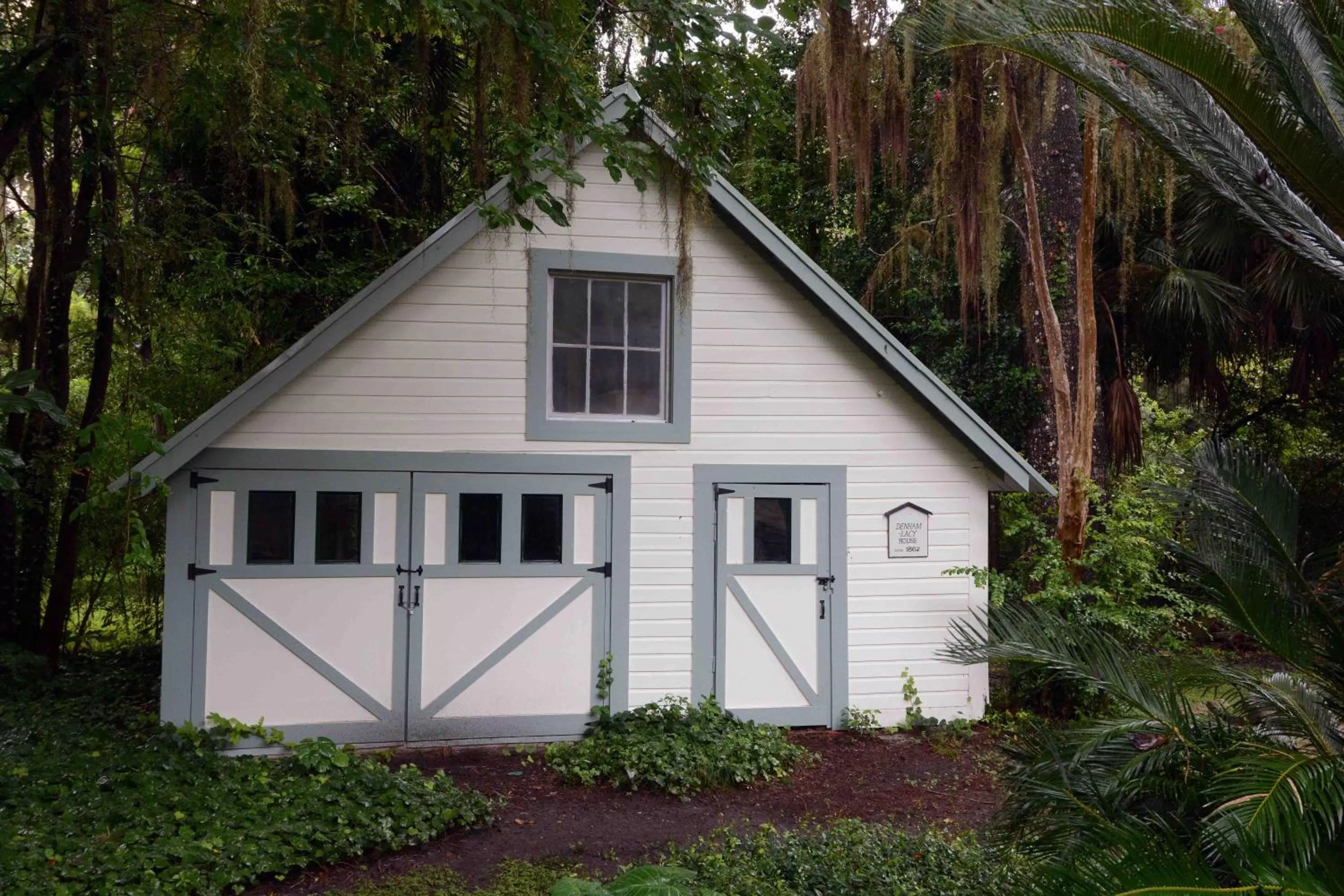 Property building in 1872 Denham Inn