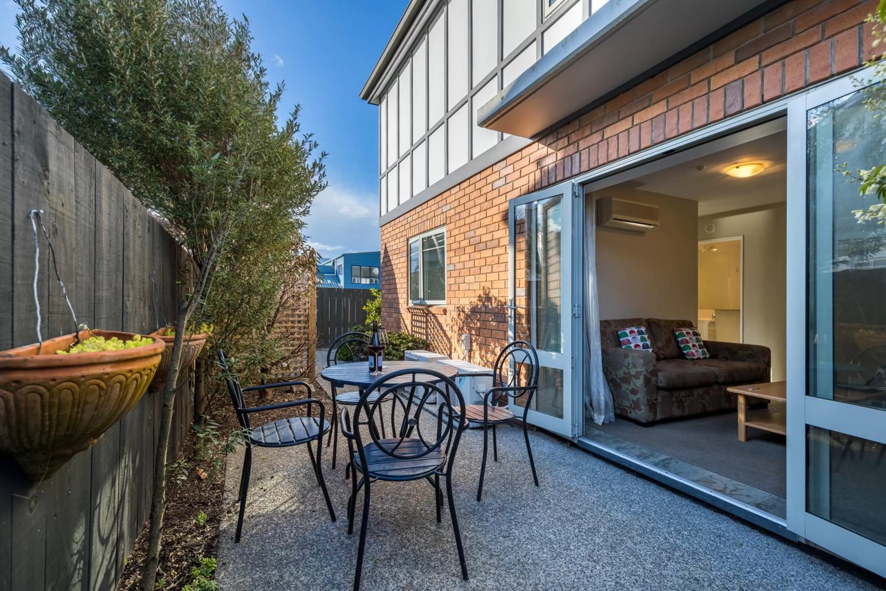 Patio in Chelsea Park Motor Lodge