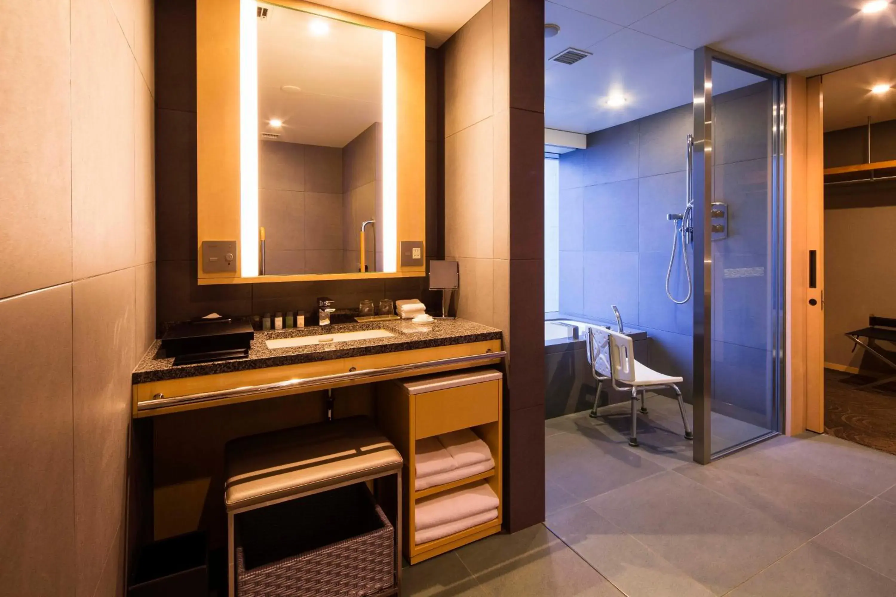 Bathroom in The Capitol Hotel Tokyu Bathroom in The Capitol Hotel Tokyu